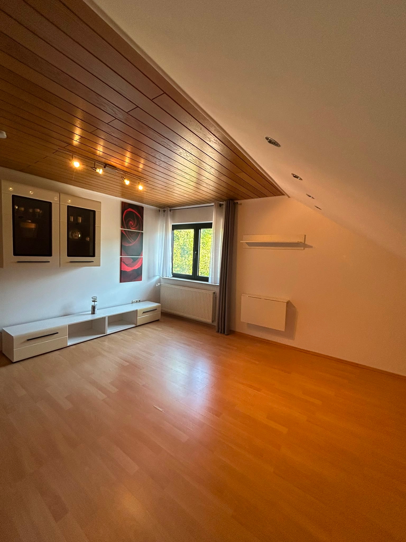 Duplex with 2 Balconies, Two-Car Garage & Beautiful Views | Thaleischweiler-Fröschen – 29/40
