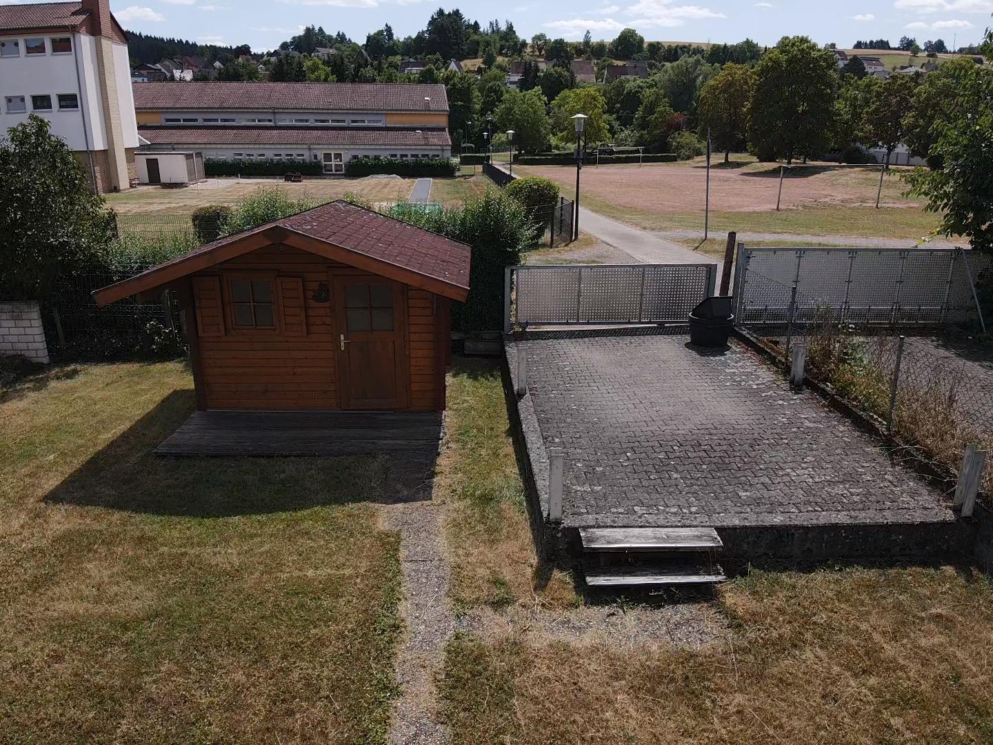 Wo Geschichte auf Zukunft trifft – sanierungsbedürftige Doppelhaushälfte in Rammelsbach – 23/23