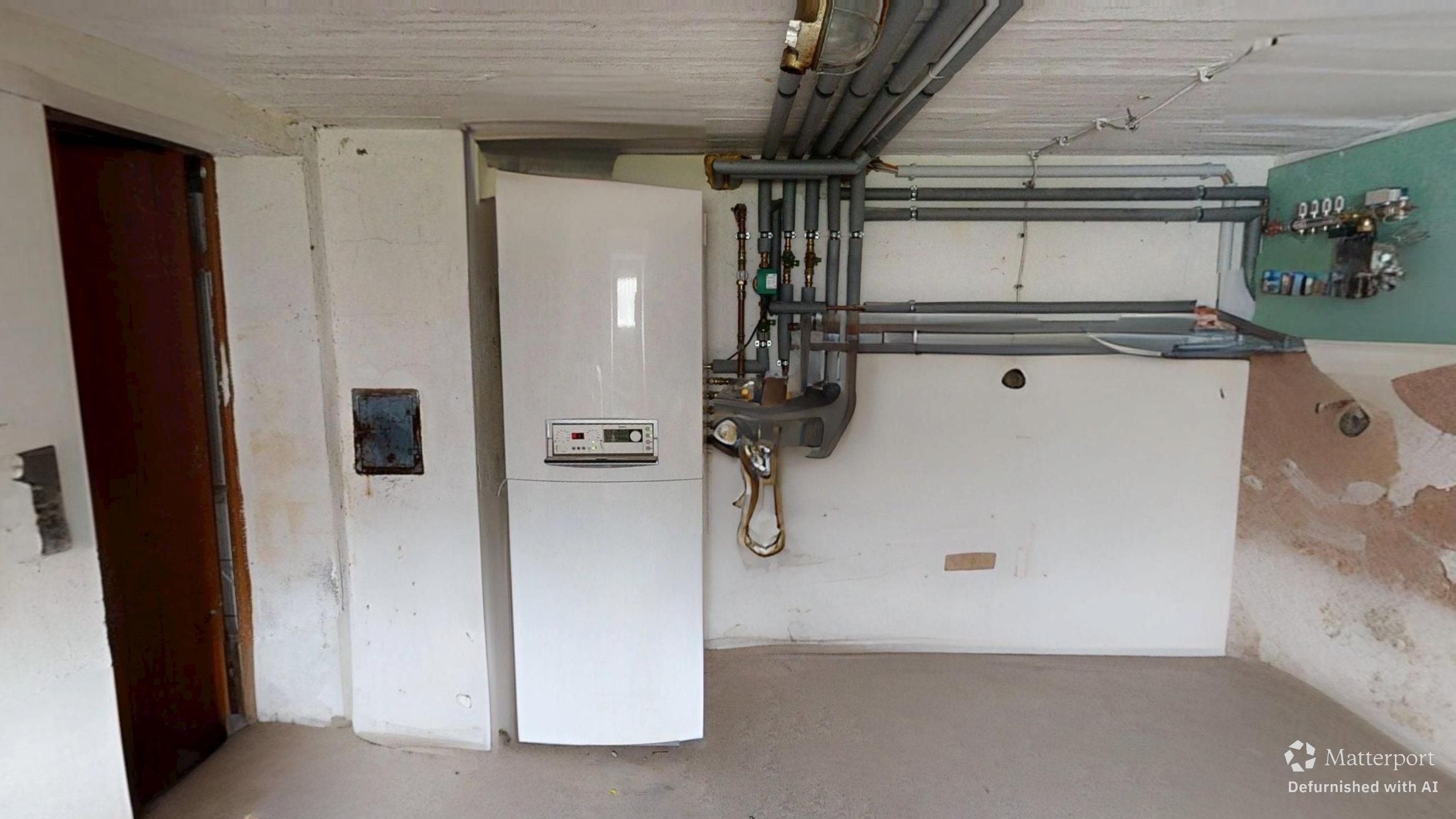 Einfamilienhaus mit Anbau, Garten und großem Entwicklungspotenzial in Queidersbach – 16/21
