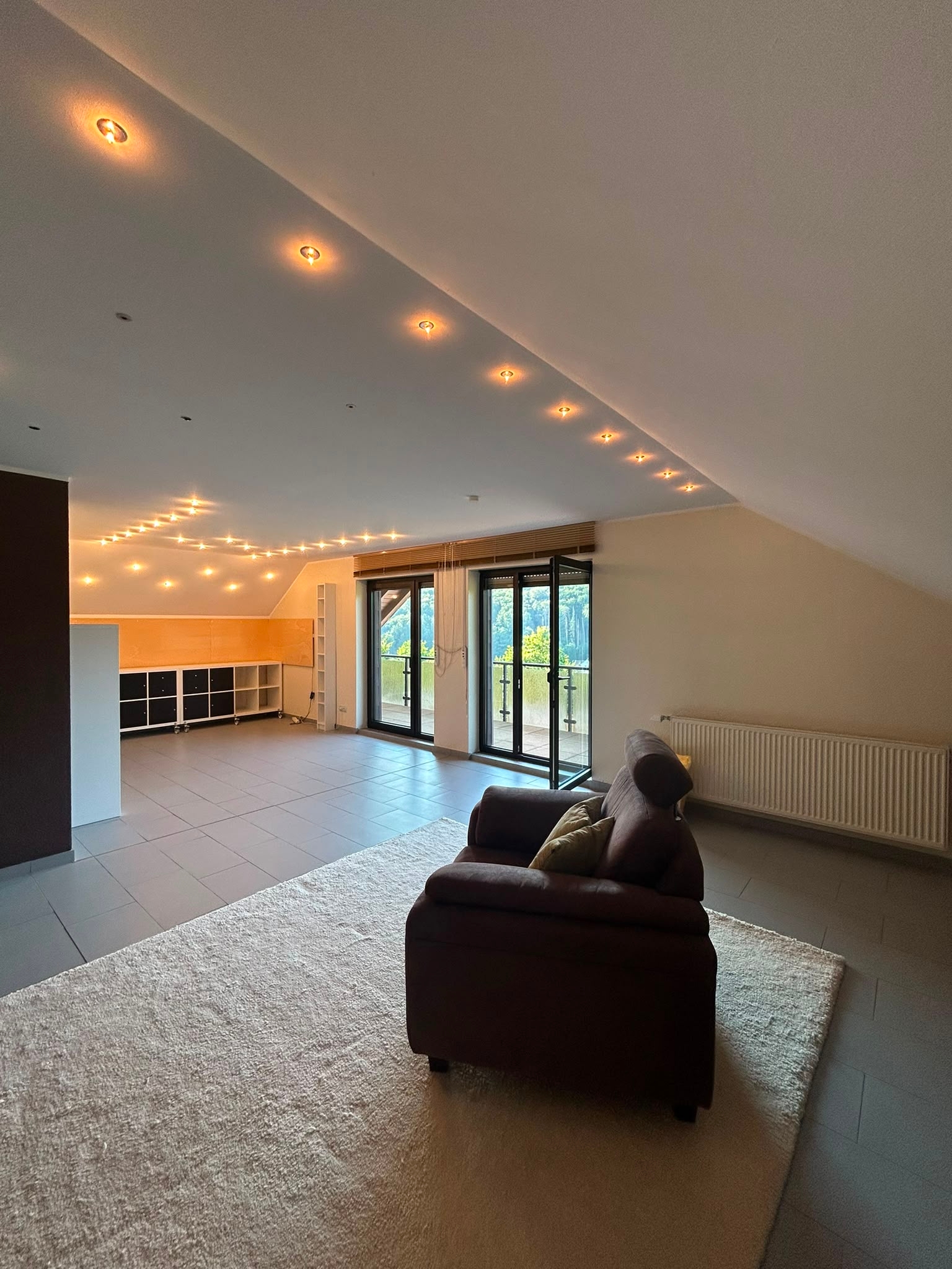 Duplex with 2 Balconies, Two-Car Garage & Beautiful Views | Thaleischweiler-Fröschen – 31/40