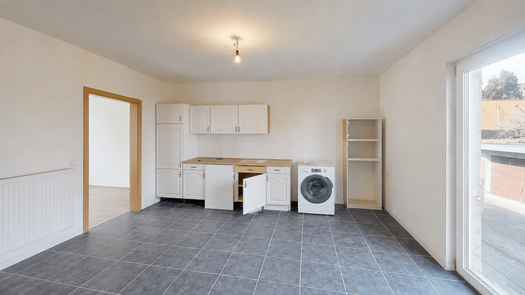 Einfamilienhaus mit Anbau, Garten und großem Entwicklungspotenzial in Queidersbach – 1/21