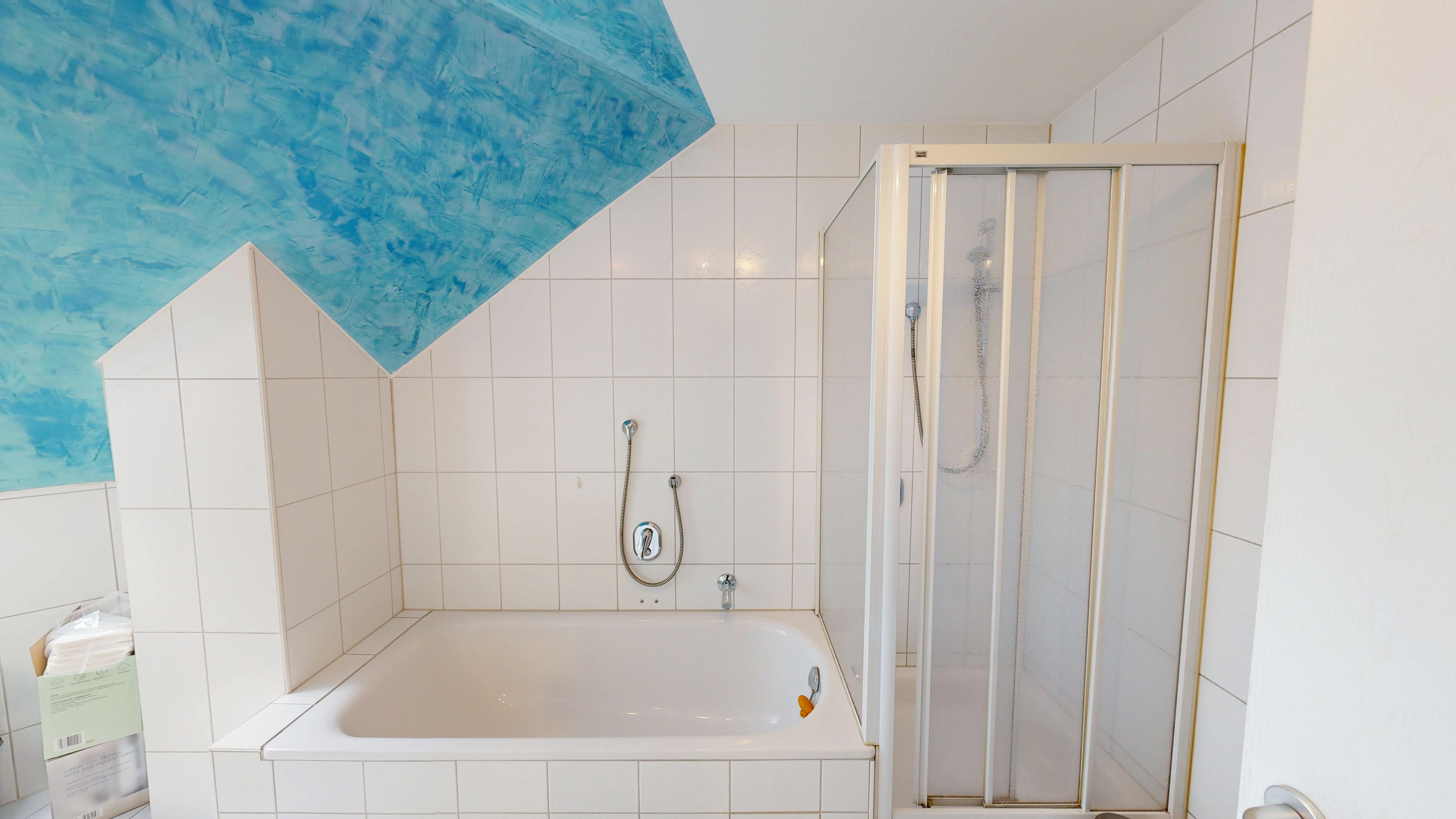 Fully Furnished Apartment with Parking & Basement Storage | Otterbach – 6/8