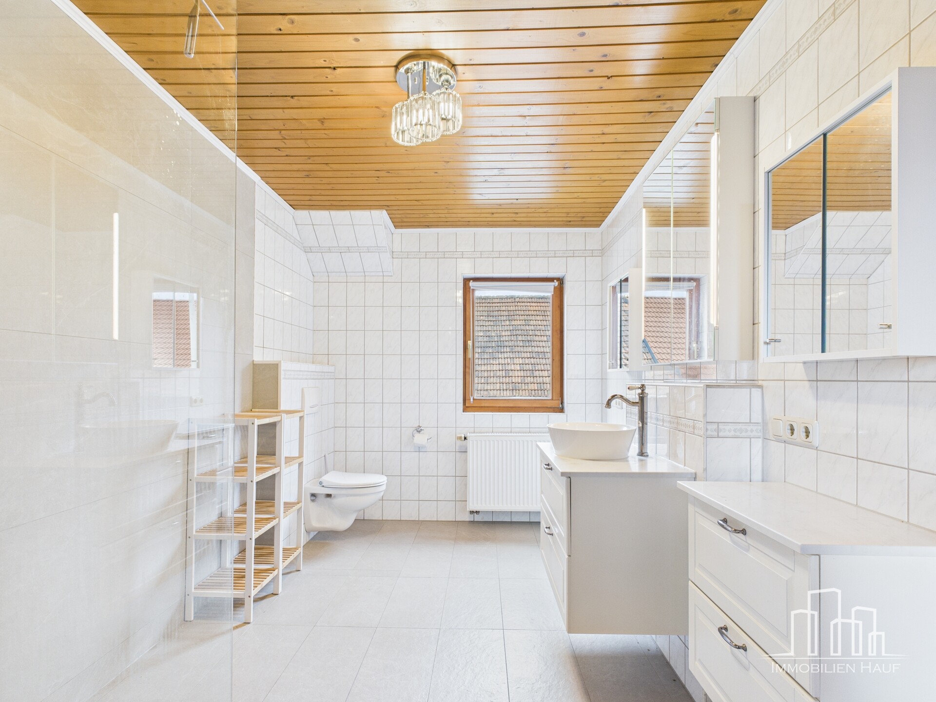 HAUF // Komplett aus Holz und ruhig gelegen – Ihr Zuhause mit Doppelgarage in Reichenbach-Steegen - Image 13