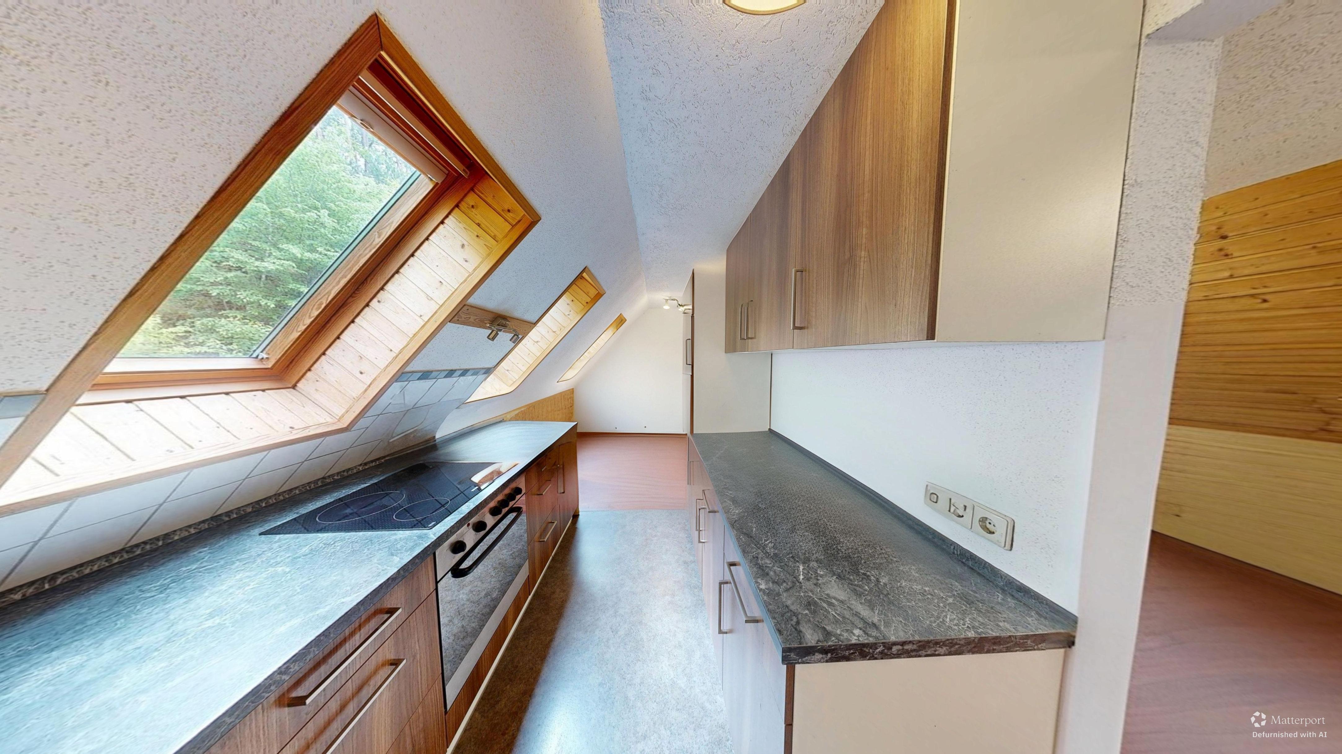 Zwischen Wald und Wohnkomfort – Gepflegtes Zweifamilienhaus mit großem Naturgrundstück – 7/41