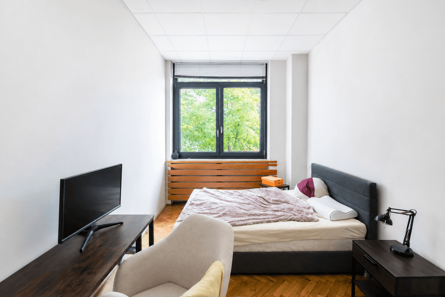 Renoviertes Wohn- und Geschäftshaus auf 1.506 m² Parkgrundstück – 4 Einheiten + Ausbaureserve – 15/26