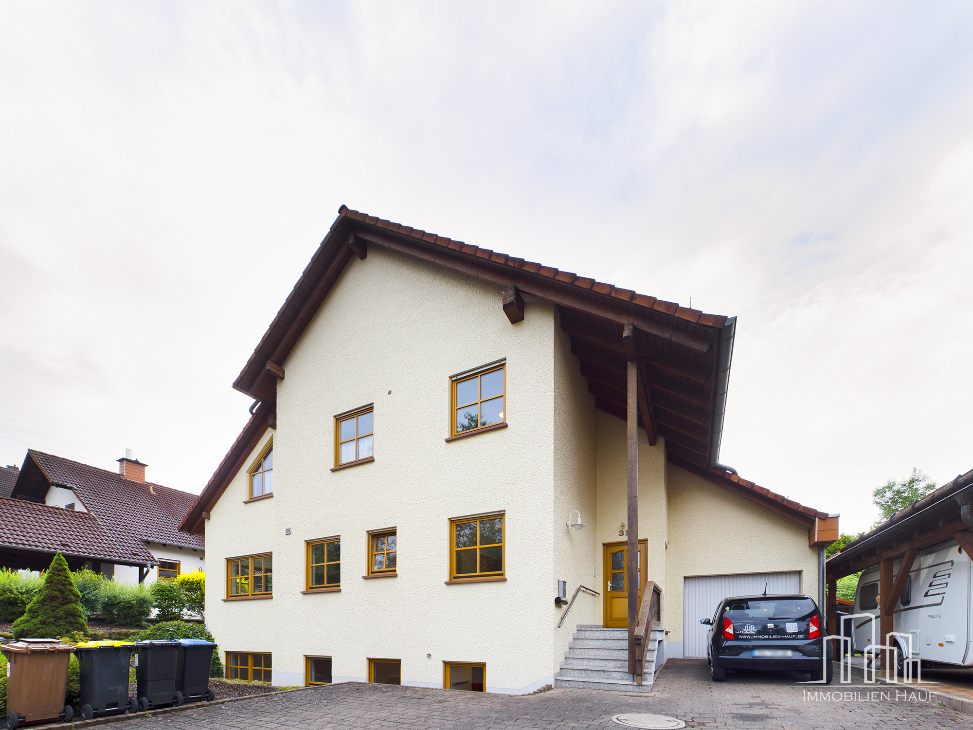 Spacious 4-Bedroom Home with Garage, Garden, Basement & Attic | Erfenbach