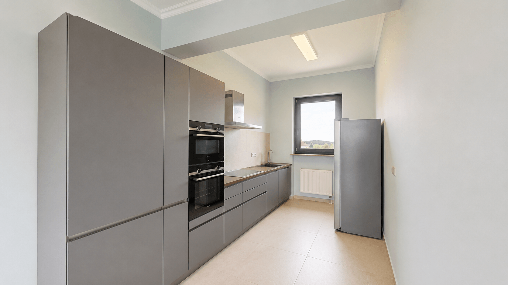 Renoviertes Mehrfamilienhaus mit parkähnlichem Grundstück und Wertsteigerungspotential. – 6/26