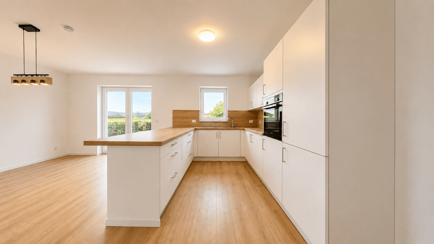 Haus kaufen? Dann aufgepasst: Doppelhaushälfte mit 7 Zimmern, Garten, Garage & starken Mieteinnahmen – 4/12