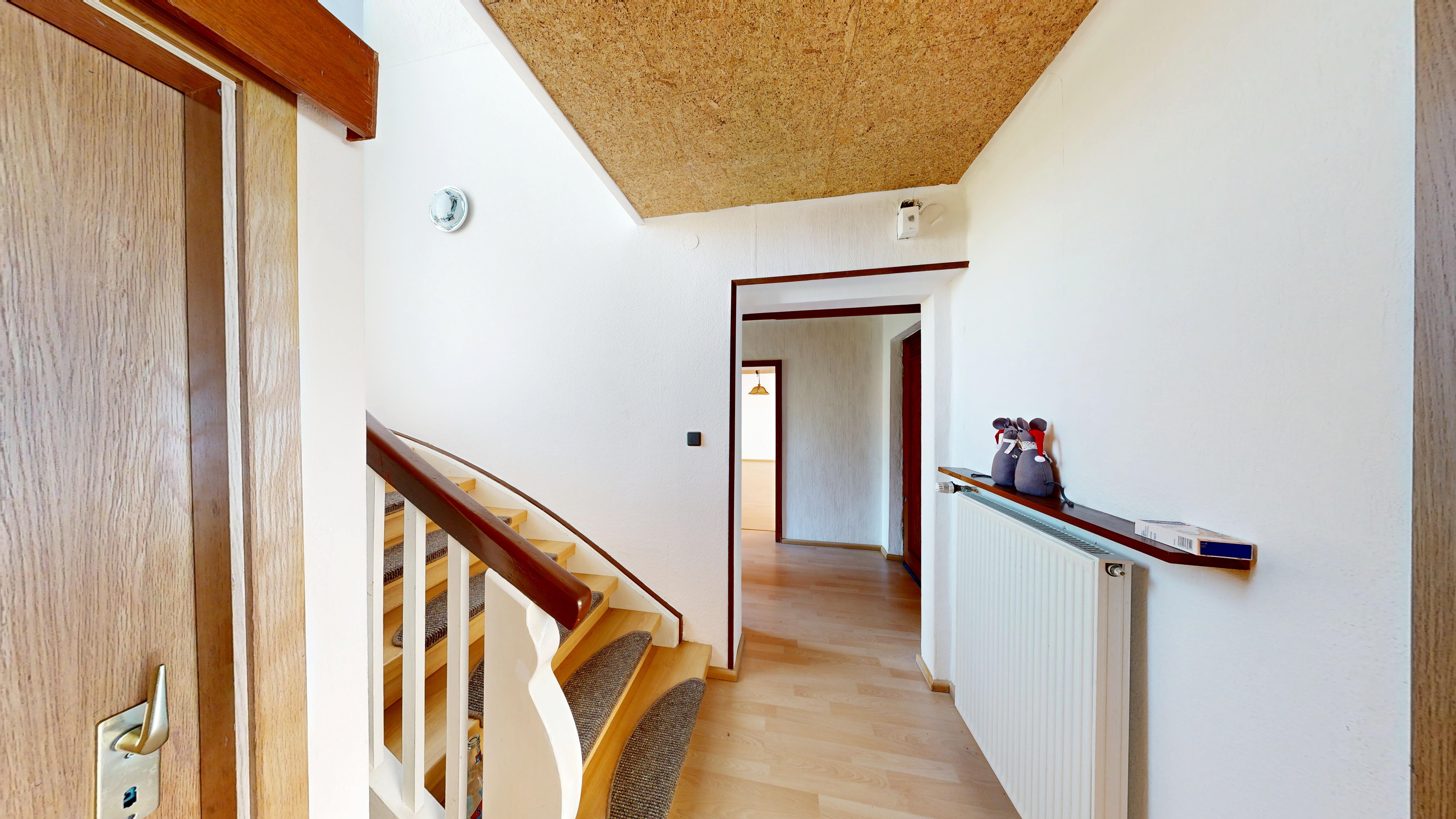 Großzügiges Einfamilienhaus mit rund 210 m² Wohnfläche in Bruchmühlbach-Miesau – 14/28