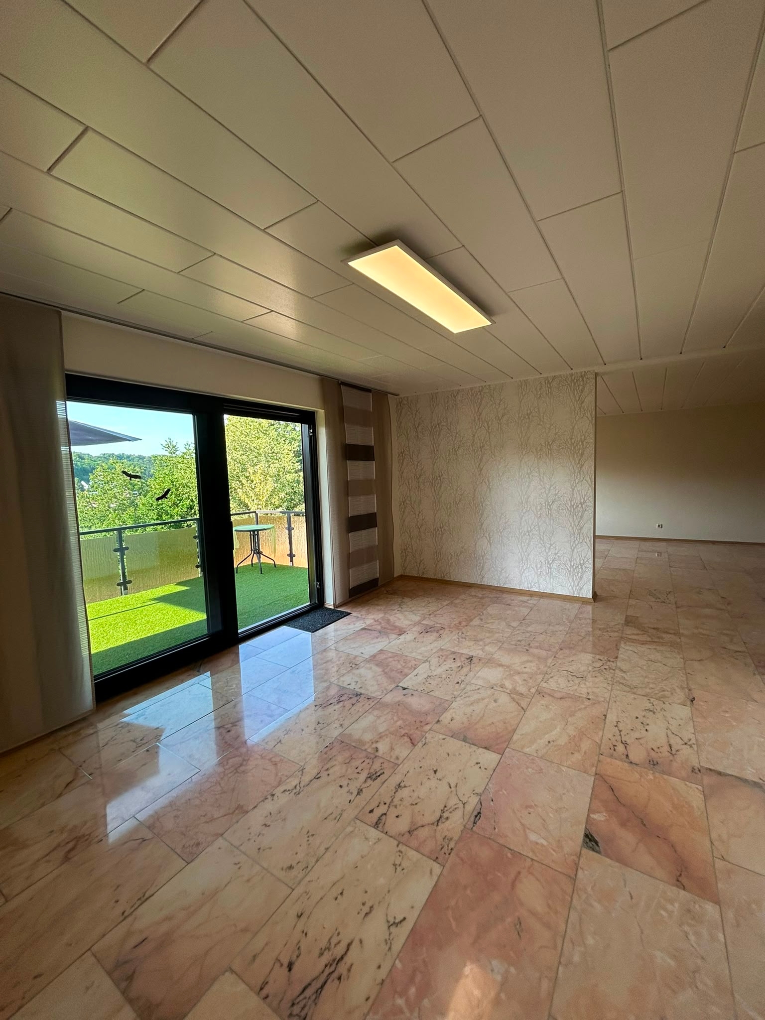 Duplex with 2 Balconies, Two-Car Garage & Beautiful Views | Thaleischweiler-Fröschen – 4/40