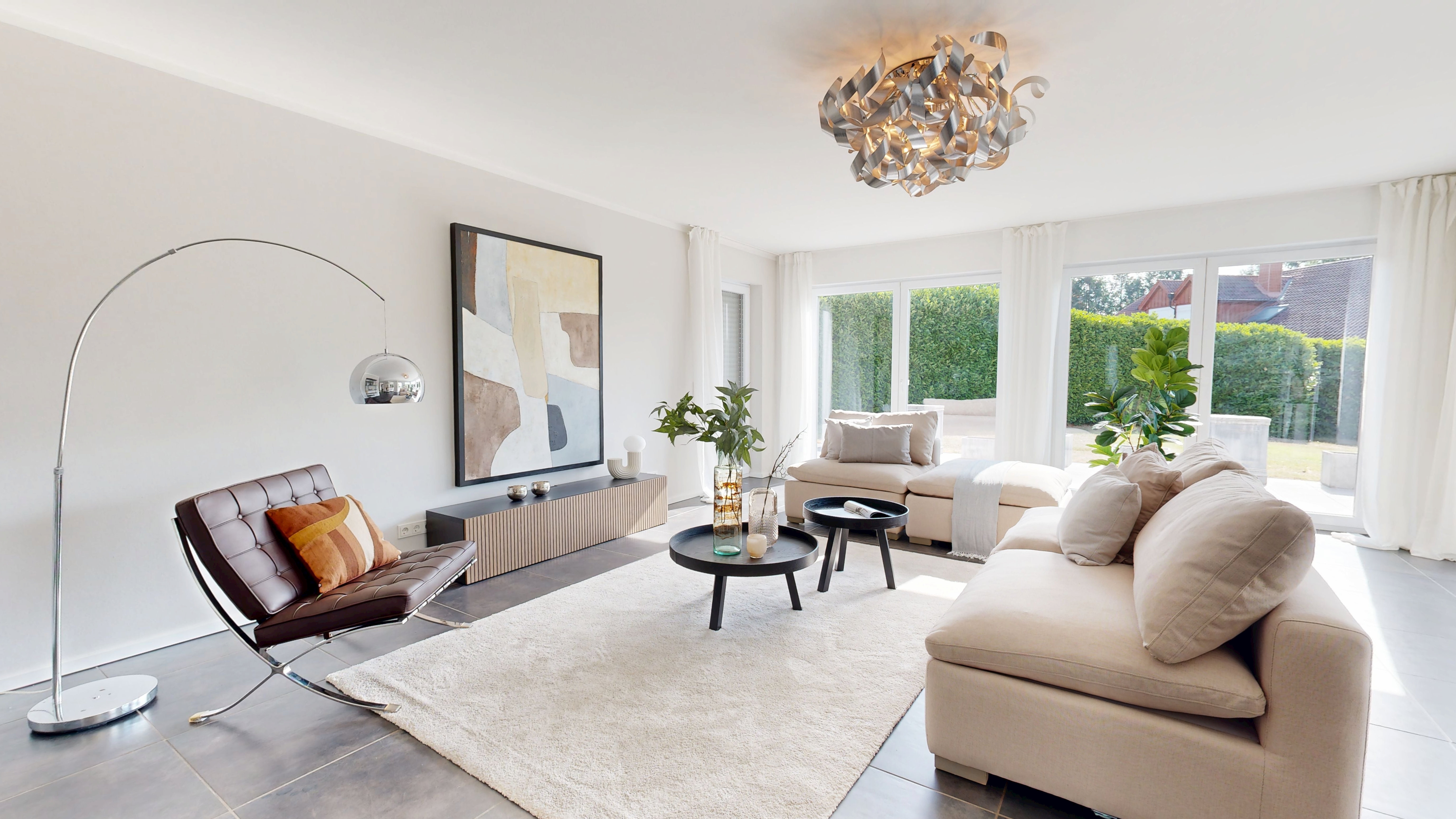 Viel Platz, viel Garten, viel Privatsphäre: Familienhaus mit 322 m² und zwei Suiten in Niedermohr – 4/17