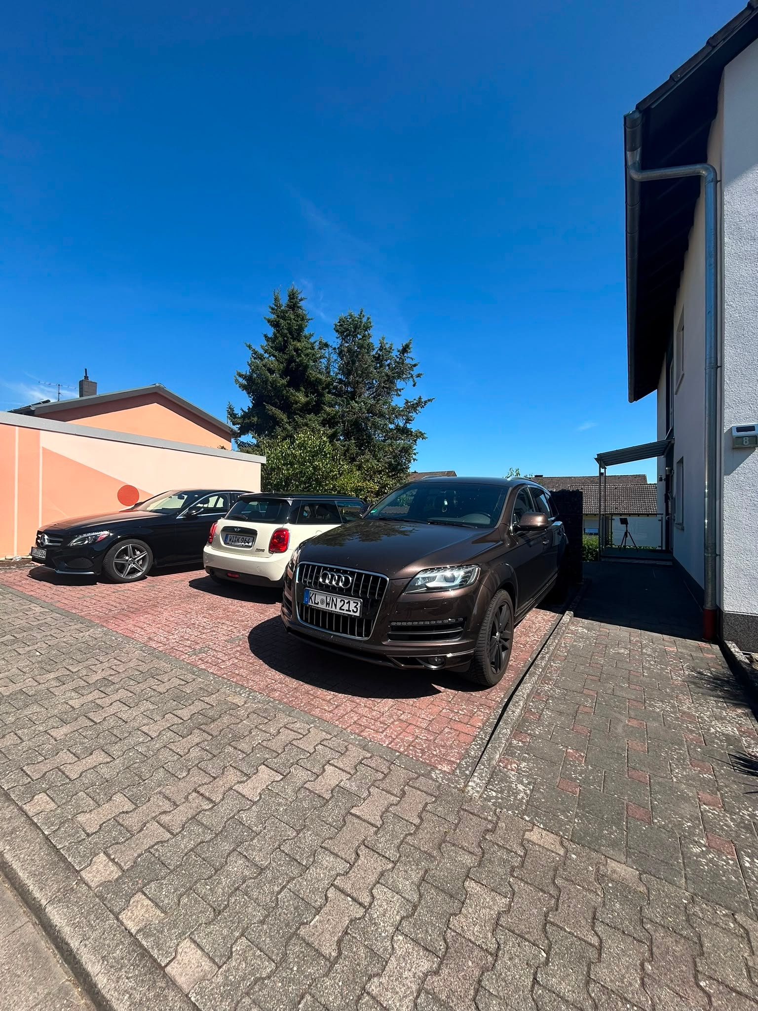 3-Bedroom Apartment with Garden, Balcony & 2 Parking Spaces | Obermohr - Image 14