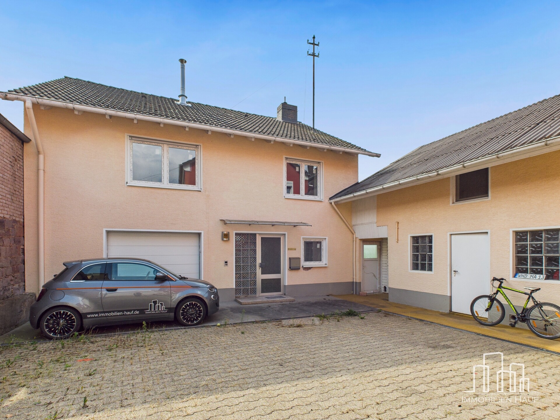 Einfamilienhaus mit Raum für individuelle Ideen – ideales Projekt für Handwerker - Image 2