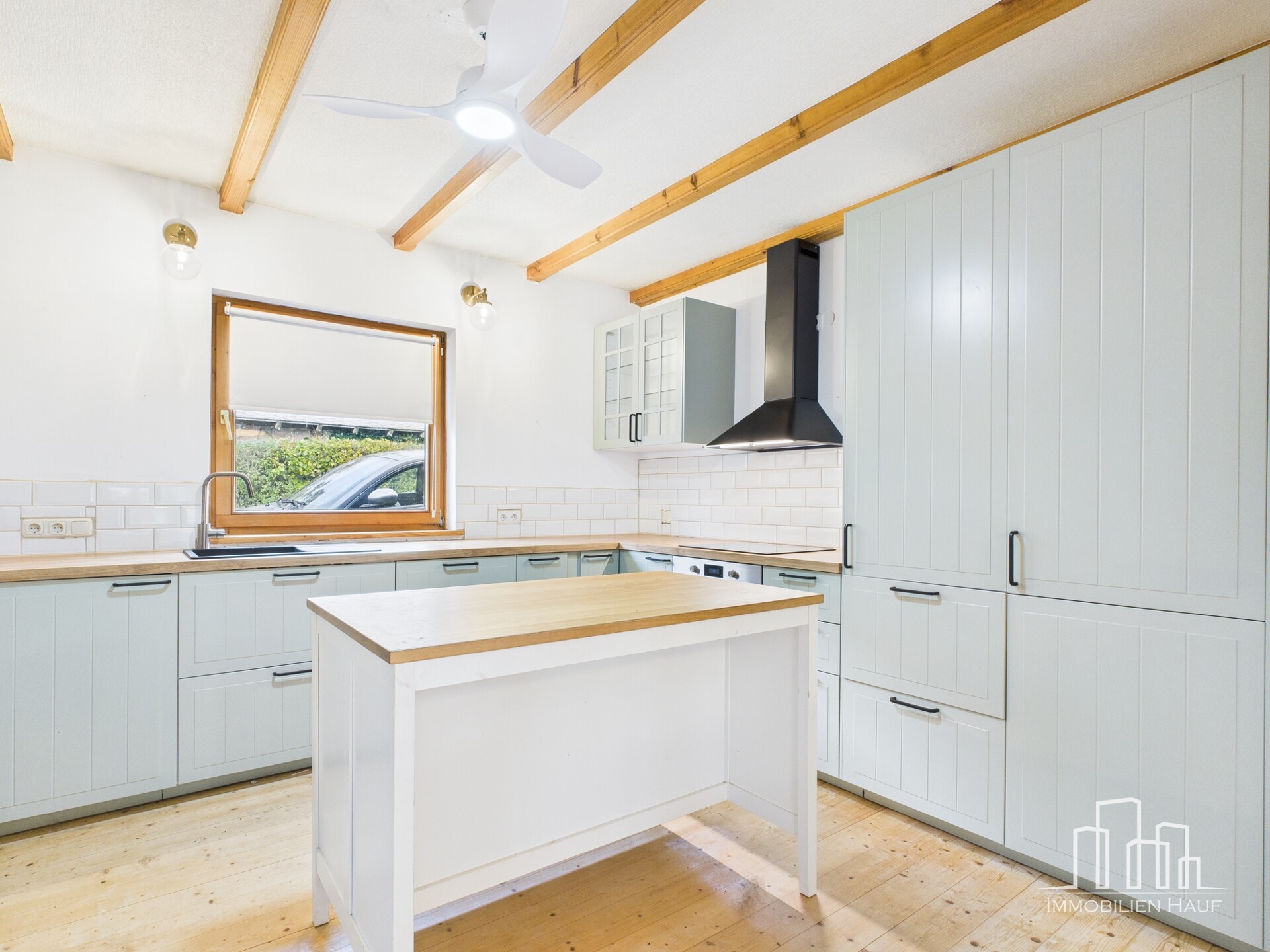 HAUF // Komplett aus Holz und ruhig gelegen – Ihr Zuhause mit Doppelgarage in Reichenbach-Steegen - Image 4