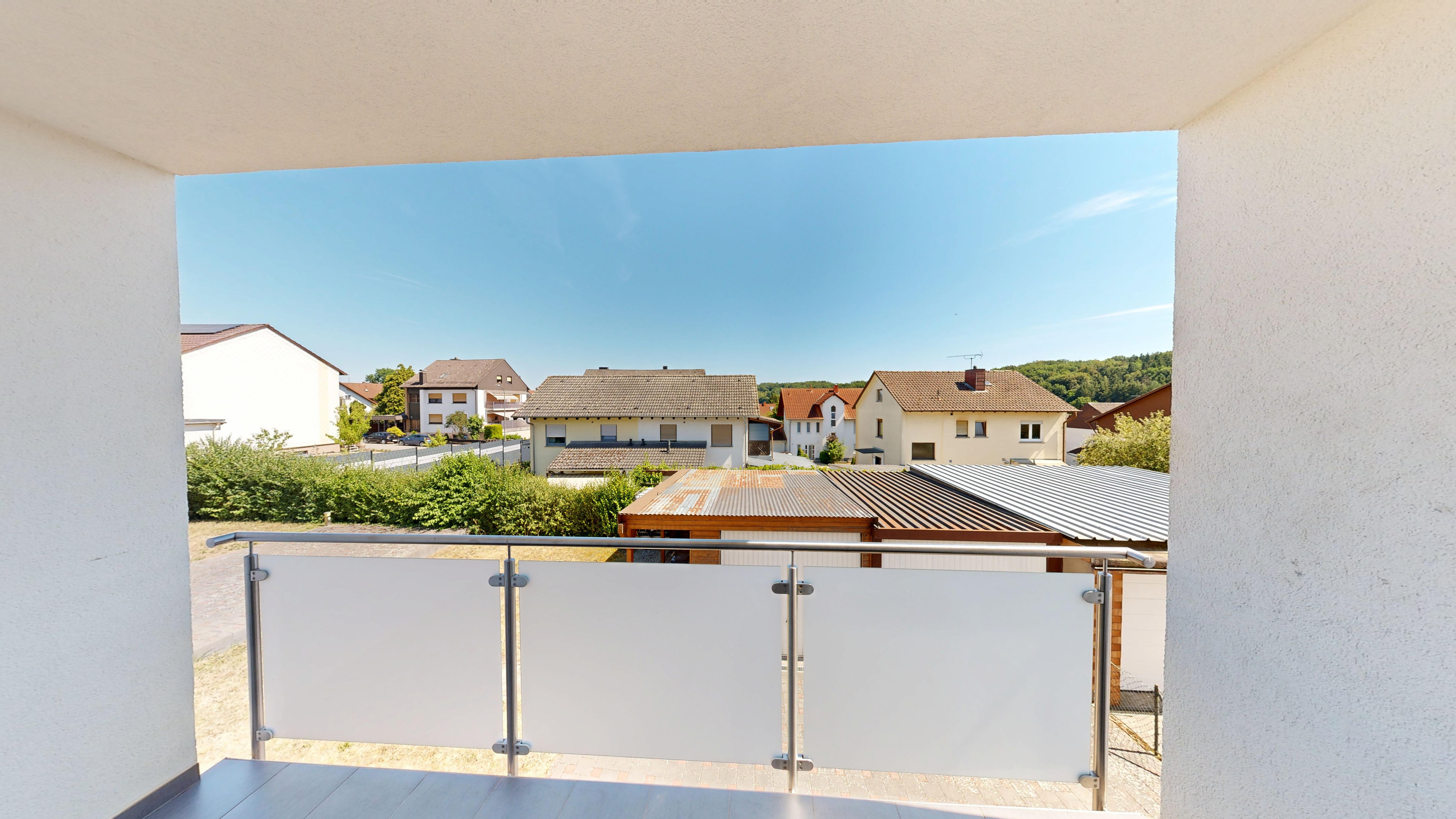 3-Bedroom Apartment with Garden, Balcony & 2 Parking Spaces | Obermohr - Image 12