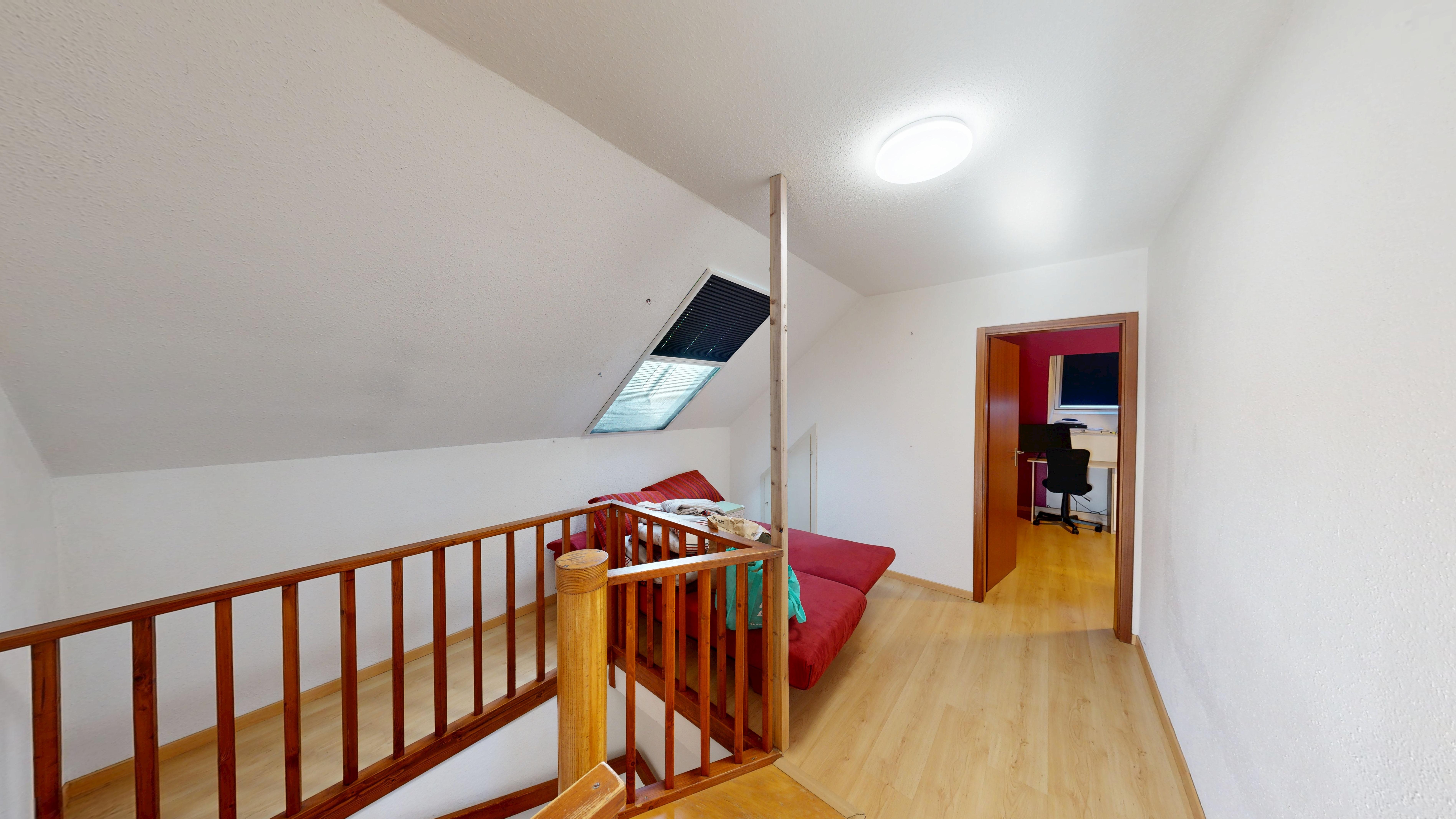 Wohnung, Eigene Bar, Garten, 106 qm WFL, Eigener Stellplatz - Image 12
