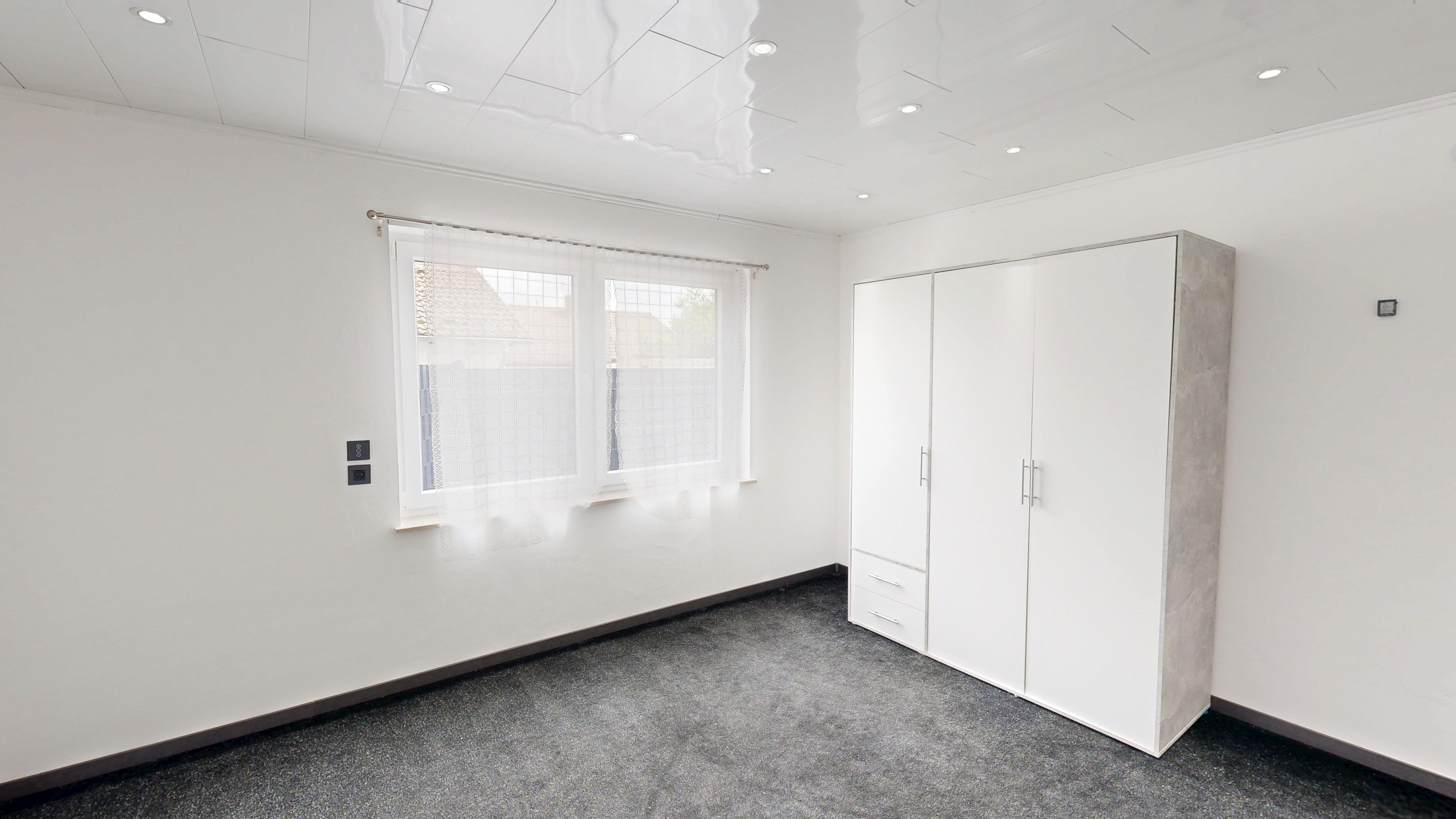 Modern Apartment with Private Garden & Parking | Weilerbach – 4/11