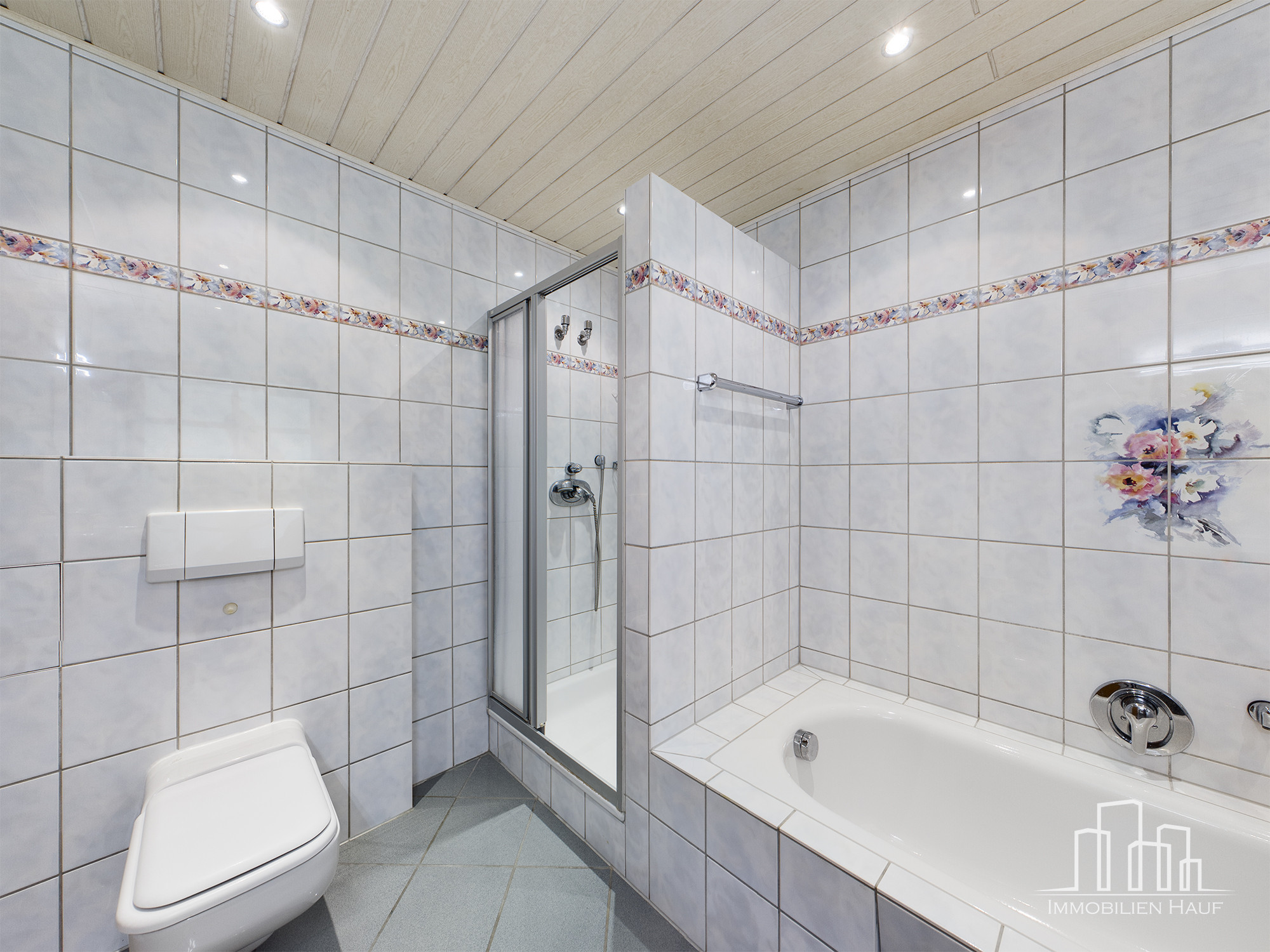 Spacious 4-Bedroom Home with Garage, Garden, Basement & Attic | Erfenbach – 6/20