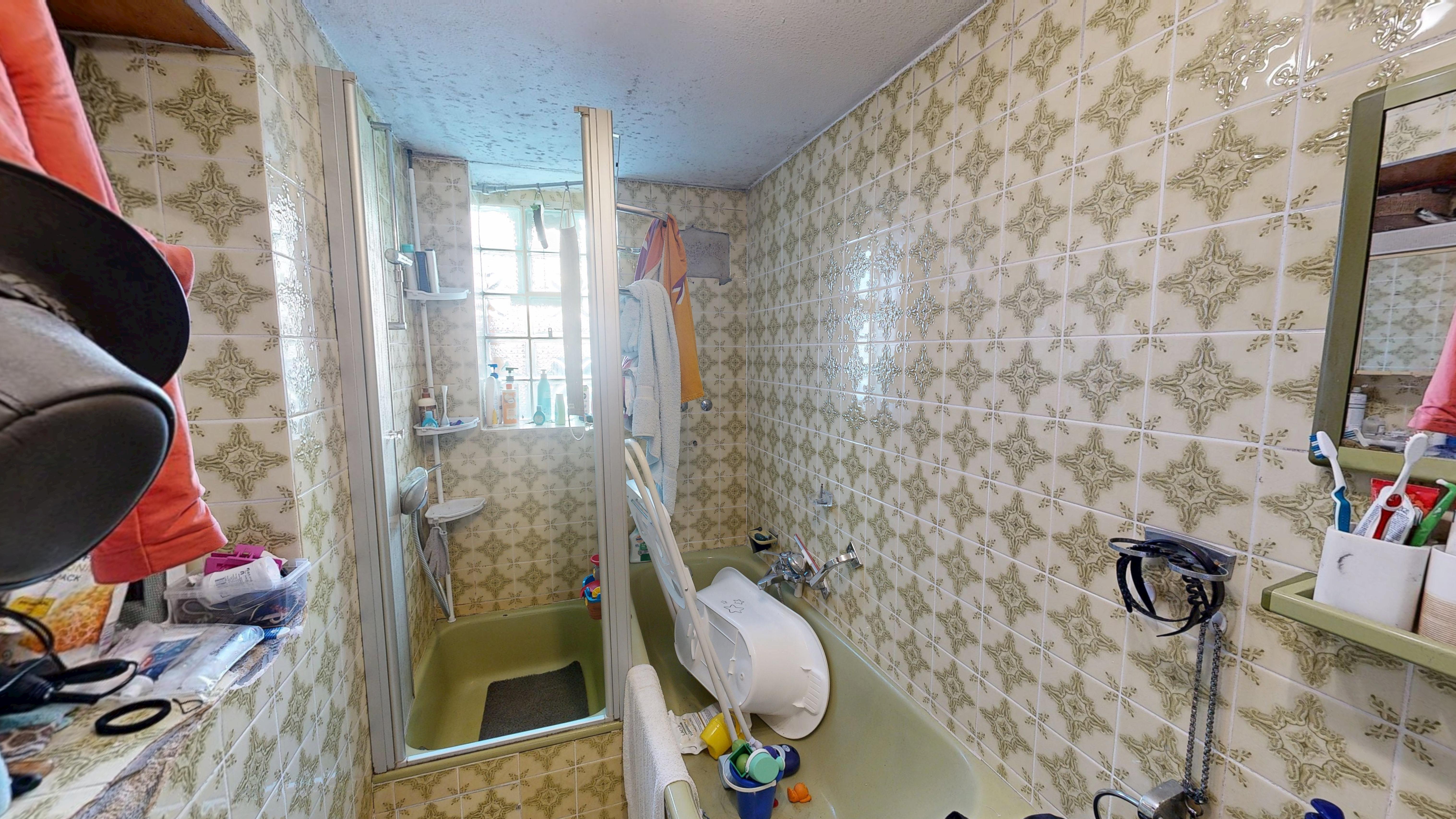 Idyllisch gelegenes Einfamilienhaus mit Scheune und herrlichem Weitblick in St. Julian – 13/30
