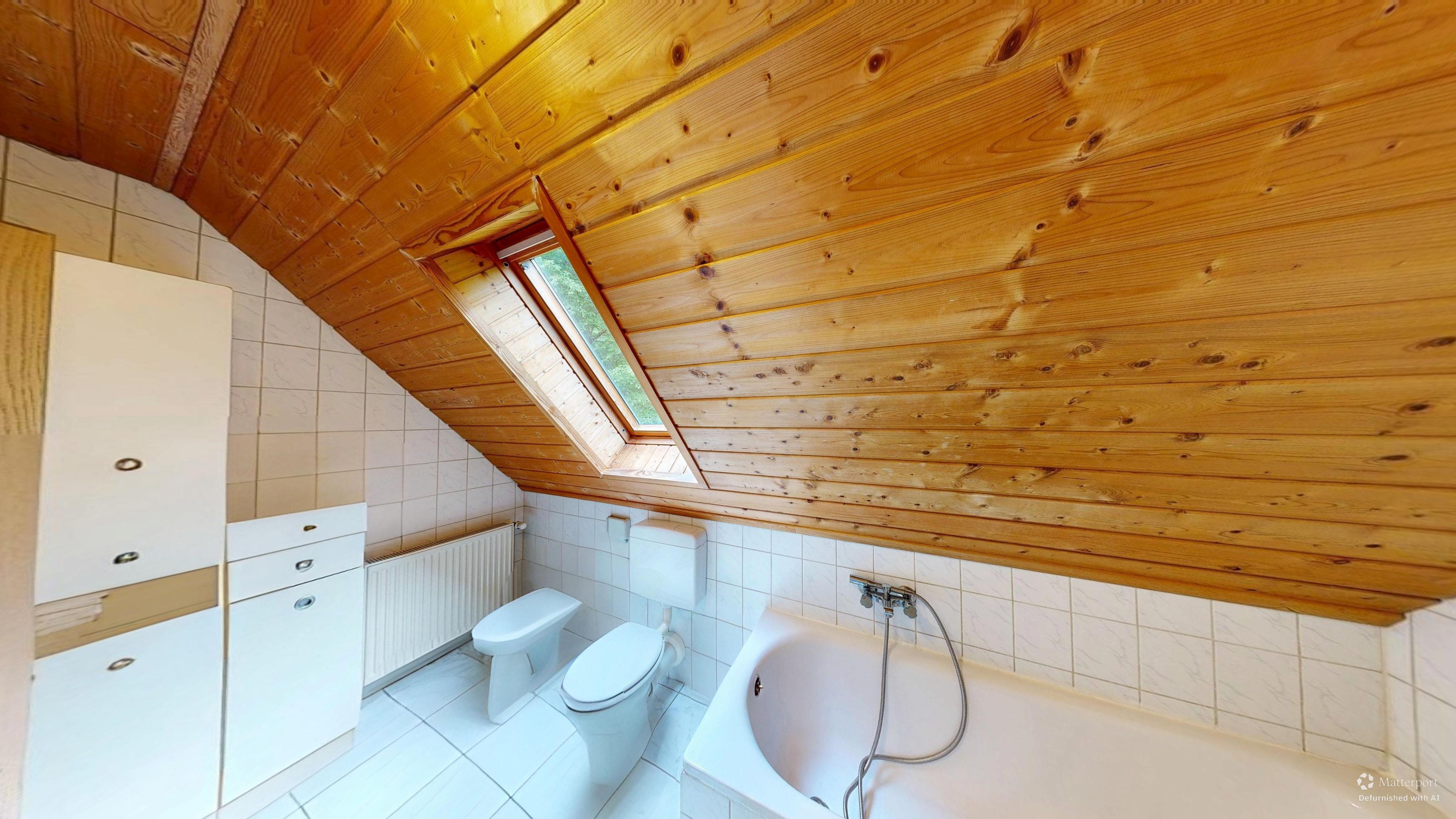 Zwischen Wald und Wohnkomfort – Gepflegtes Zweifamilienhaus mit großem Naturgrundstück – 12/41