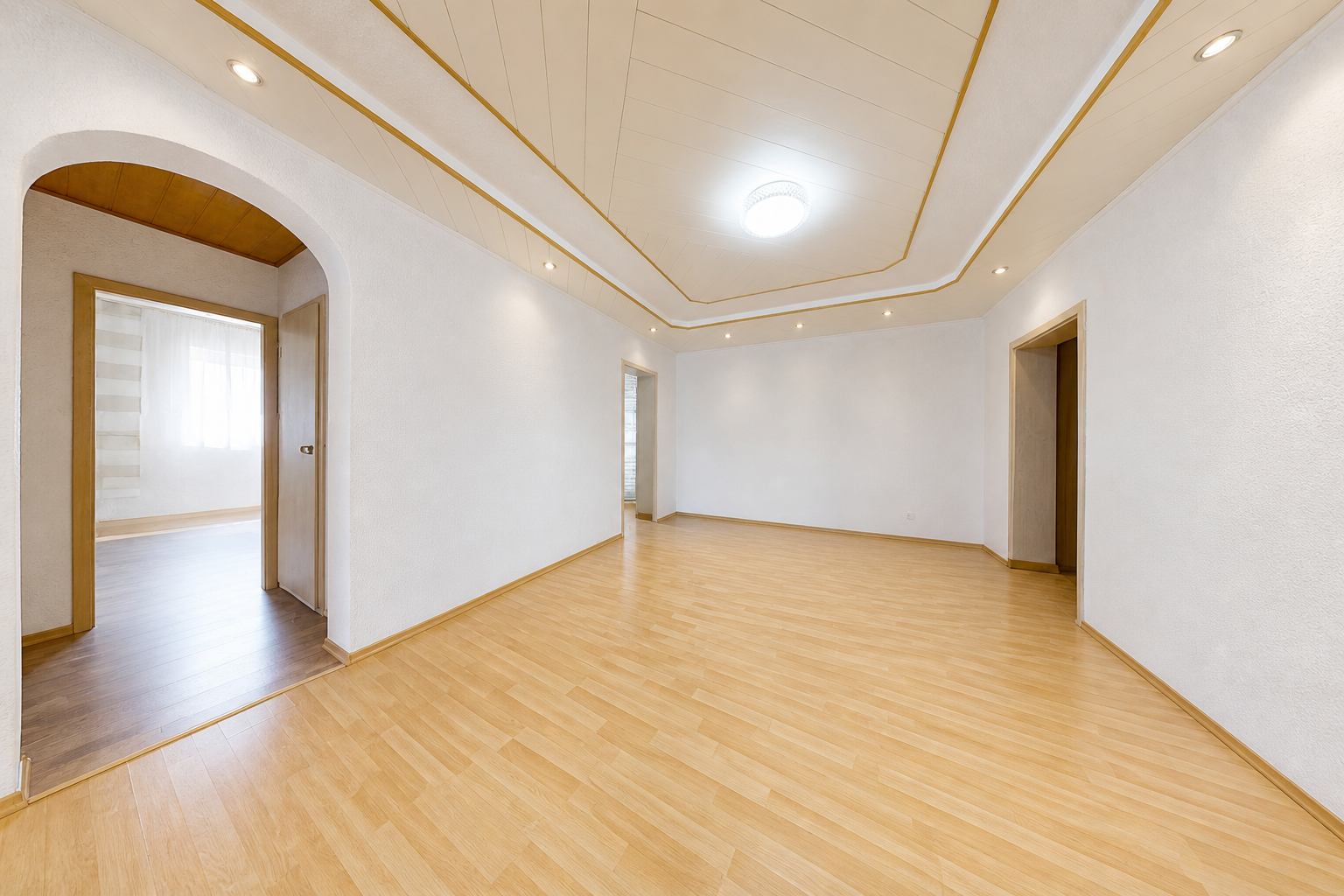 PLATZ. LICHT. WOHNKOMFORT.  Familienfreundliche 5 Zimmer Wohnung mit Balkon, Stellplatz & über 120m² – 3/17