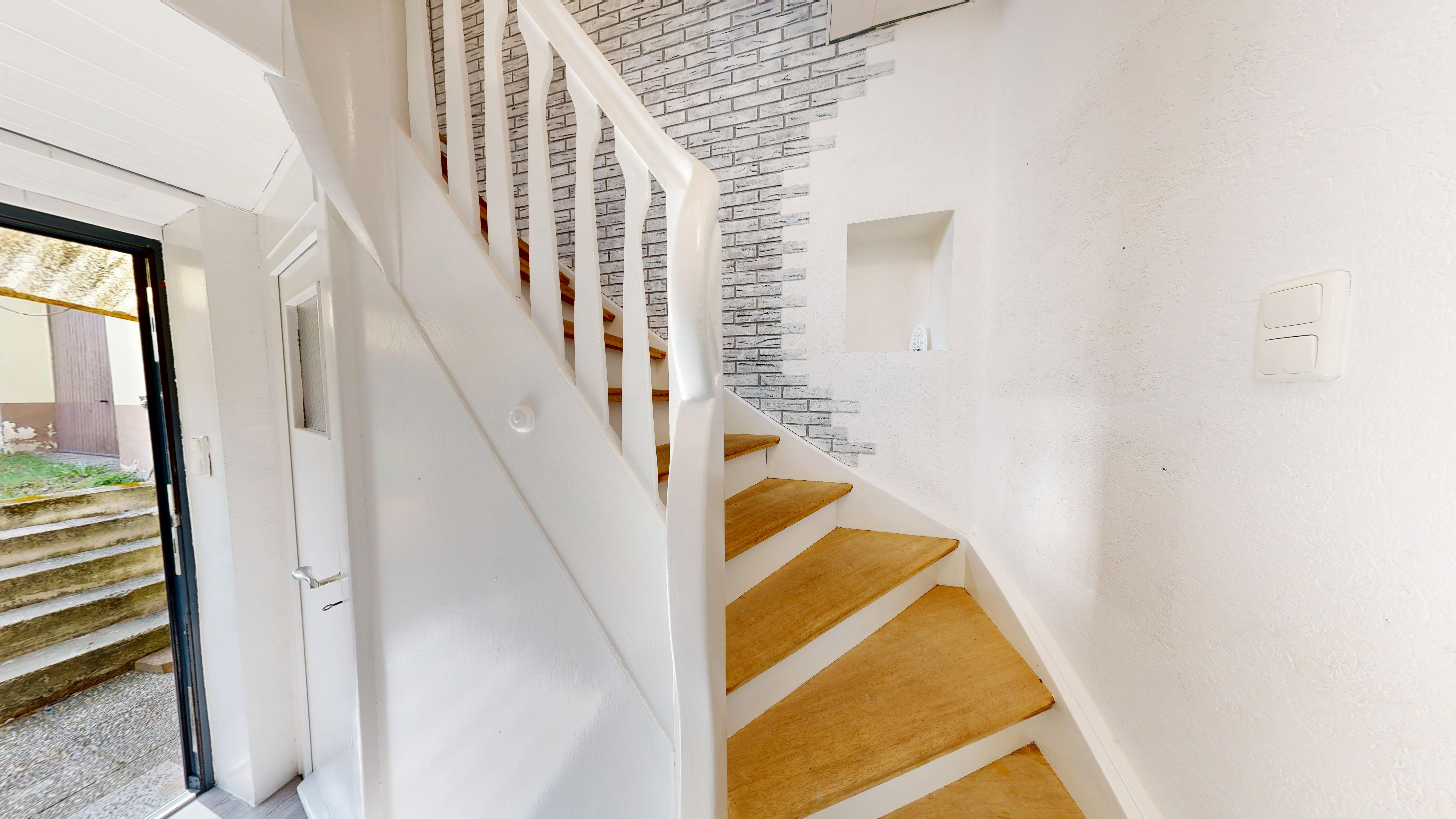 Ihr neues Zuhause: Freistehendes Einfamilienhaus mit Garten und viel Platz für die Familie - Image 3