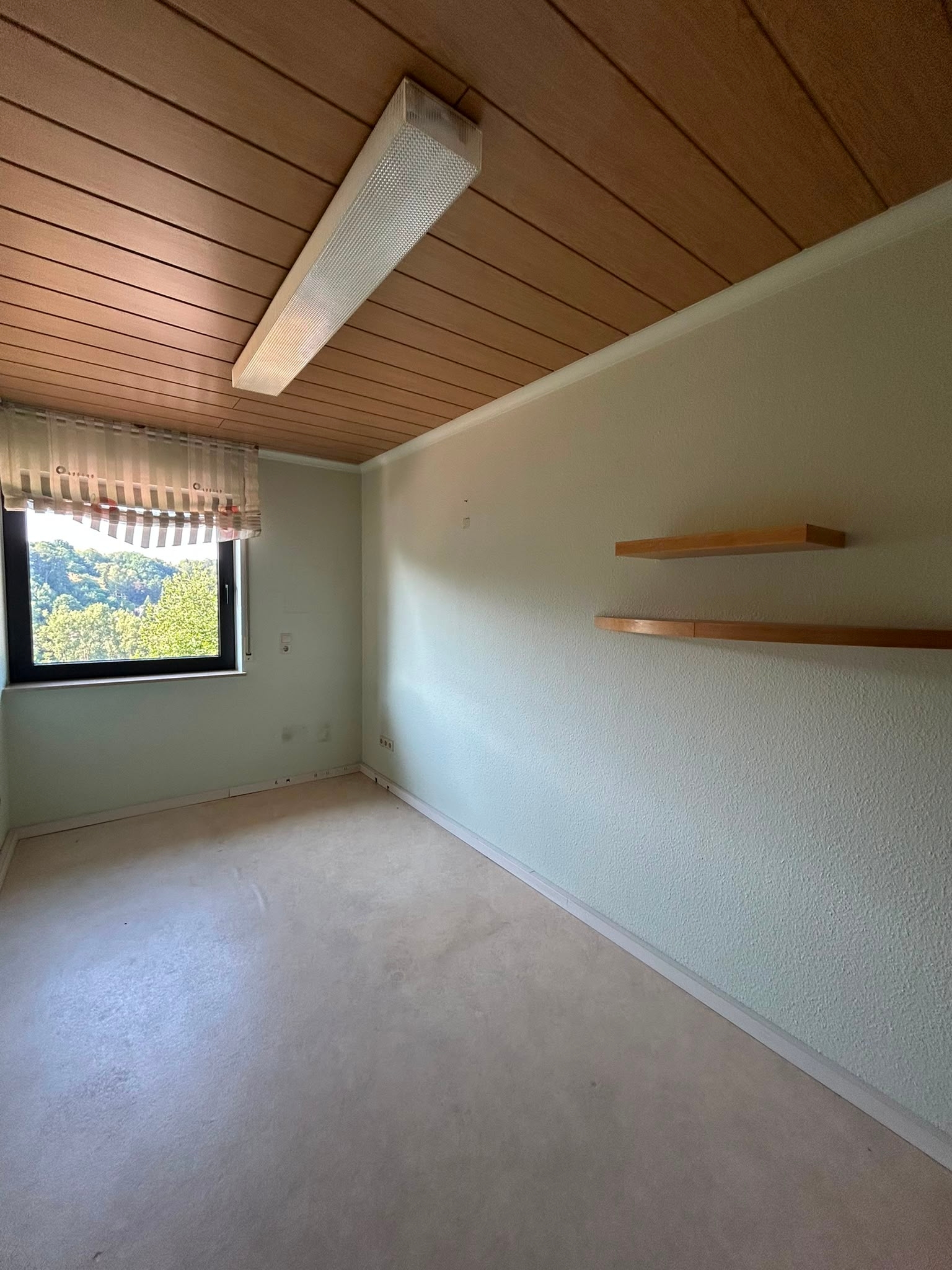 Duplex with 2 Balconies, Two-Car Garage & Beautiful Views | Thaleischweiler-Fröschen – 18/40