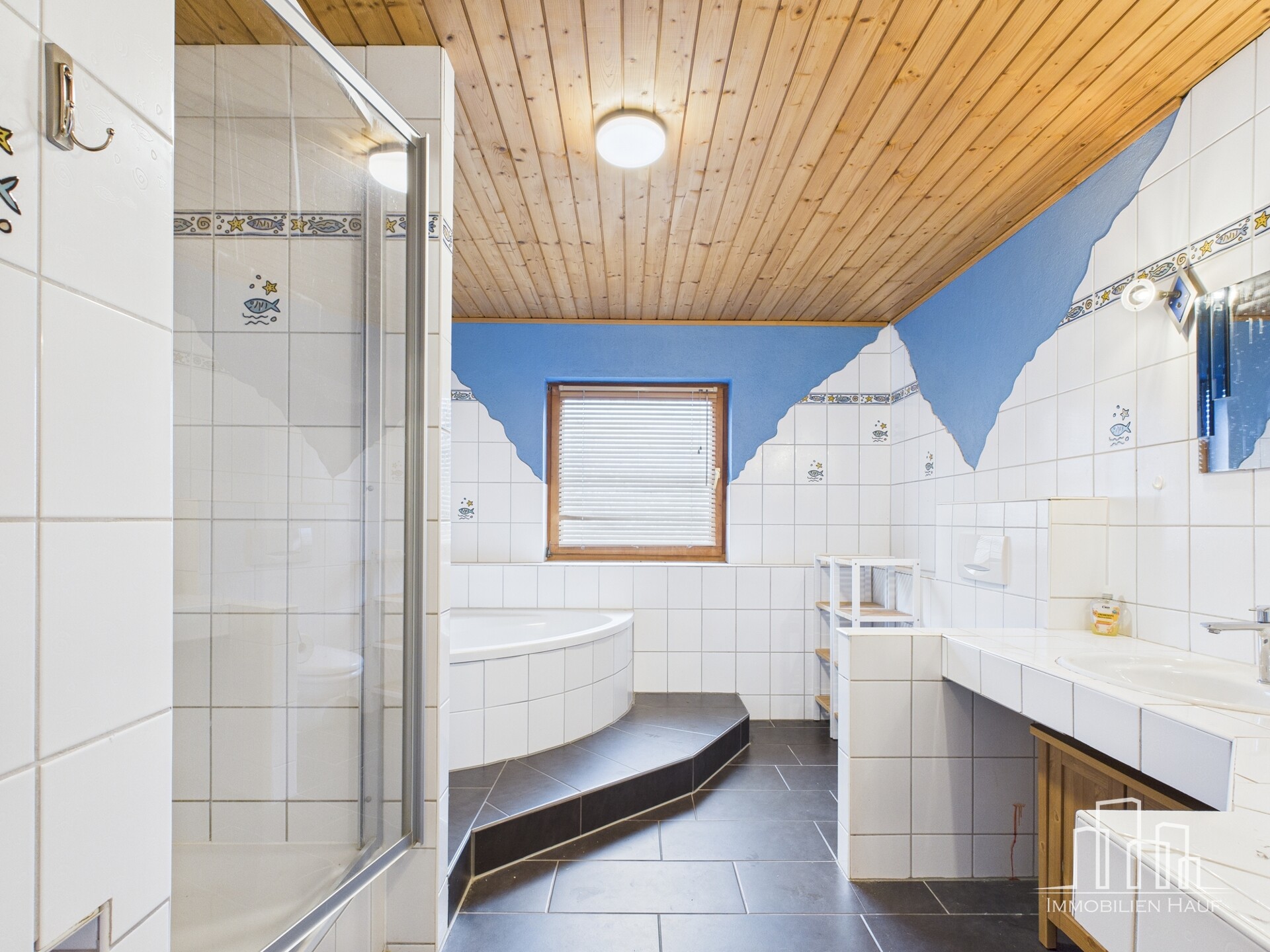 HAUF // Komplett aus Holz und ruhig gelegen – Ihr Zuhause mit Doppelgarage in Reichenbach-Steegen - Image 17
