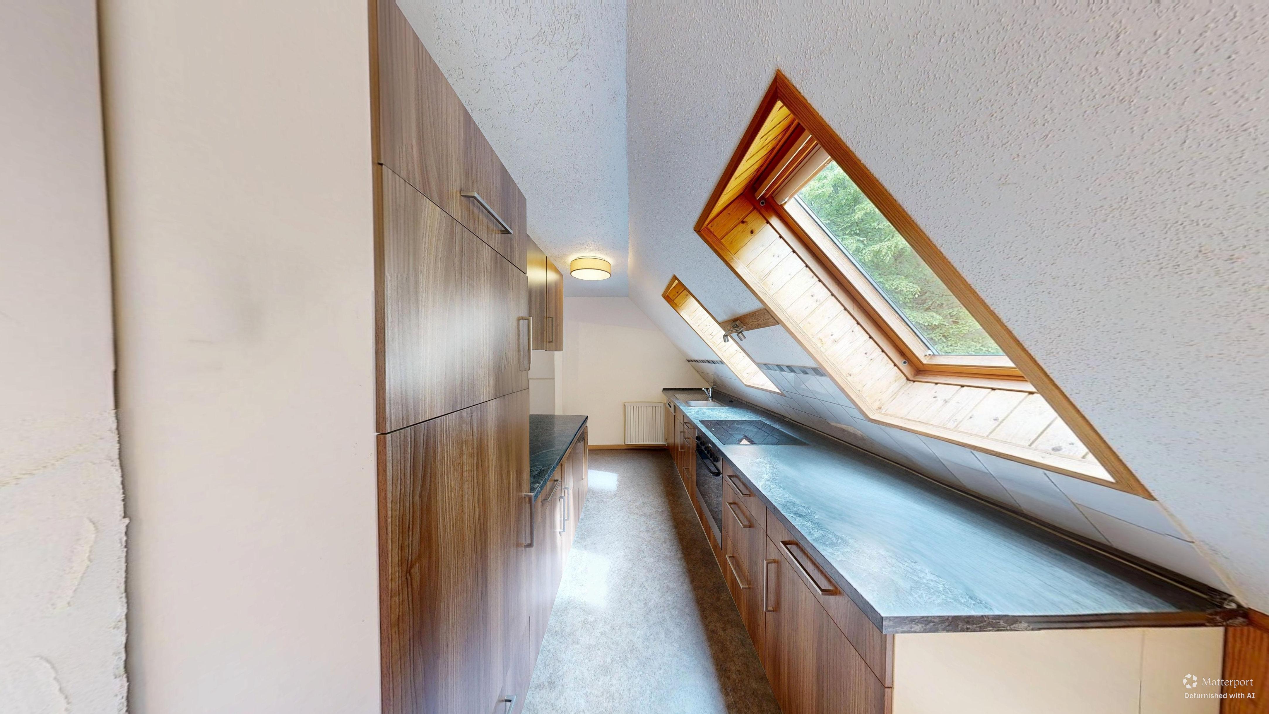 Zwischen Wald und Wohnkomfort – Gepflegtes Zweifamilienhaus mit großem Naturgrundstück – 8/41