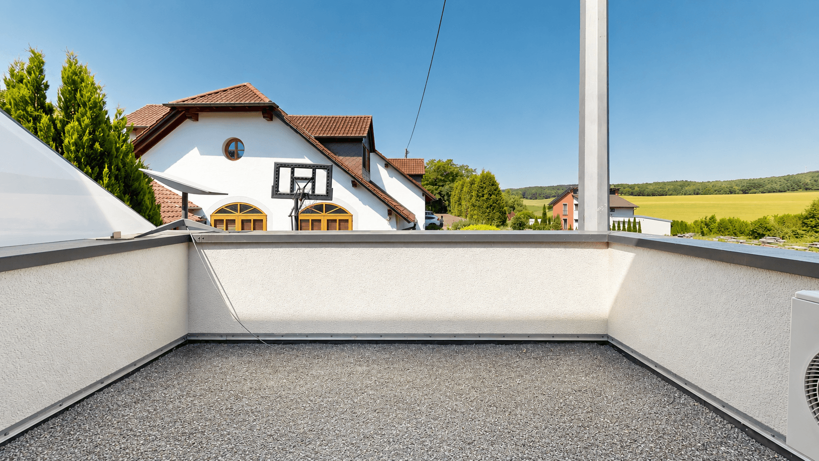 Haus kaufen? Dann aufgepasst: Doppelhaushälfte mit 7 Zimmern, Garten, Garage & starken Mieteinnahmen – 11/12
