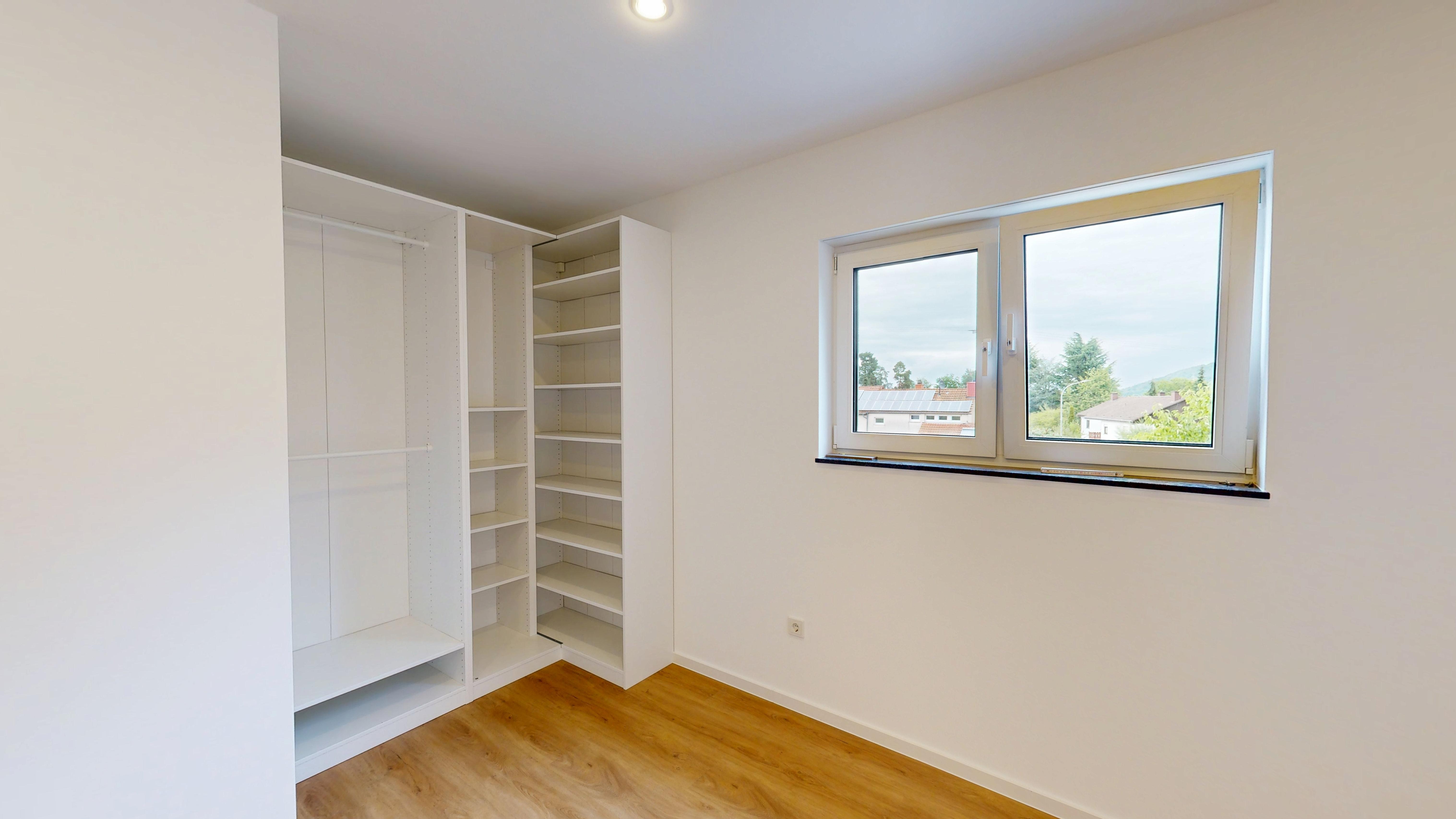 Modern Fully Renovated Home with Garden & Parking | Bruchmühlbach-Miesau – 7/19