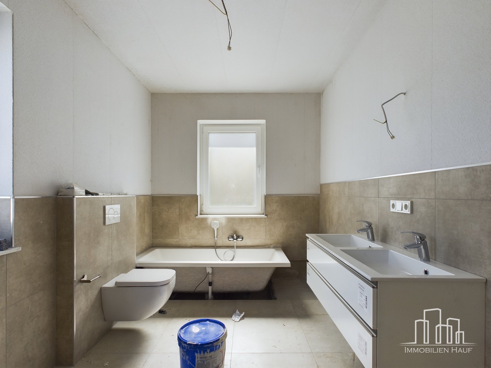Modern Freestanding Home in Quiet Area – Hohenecken – 5/13