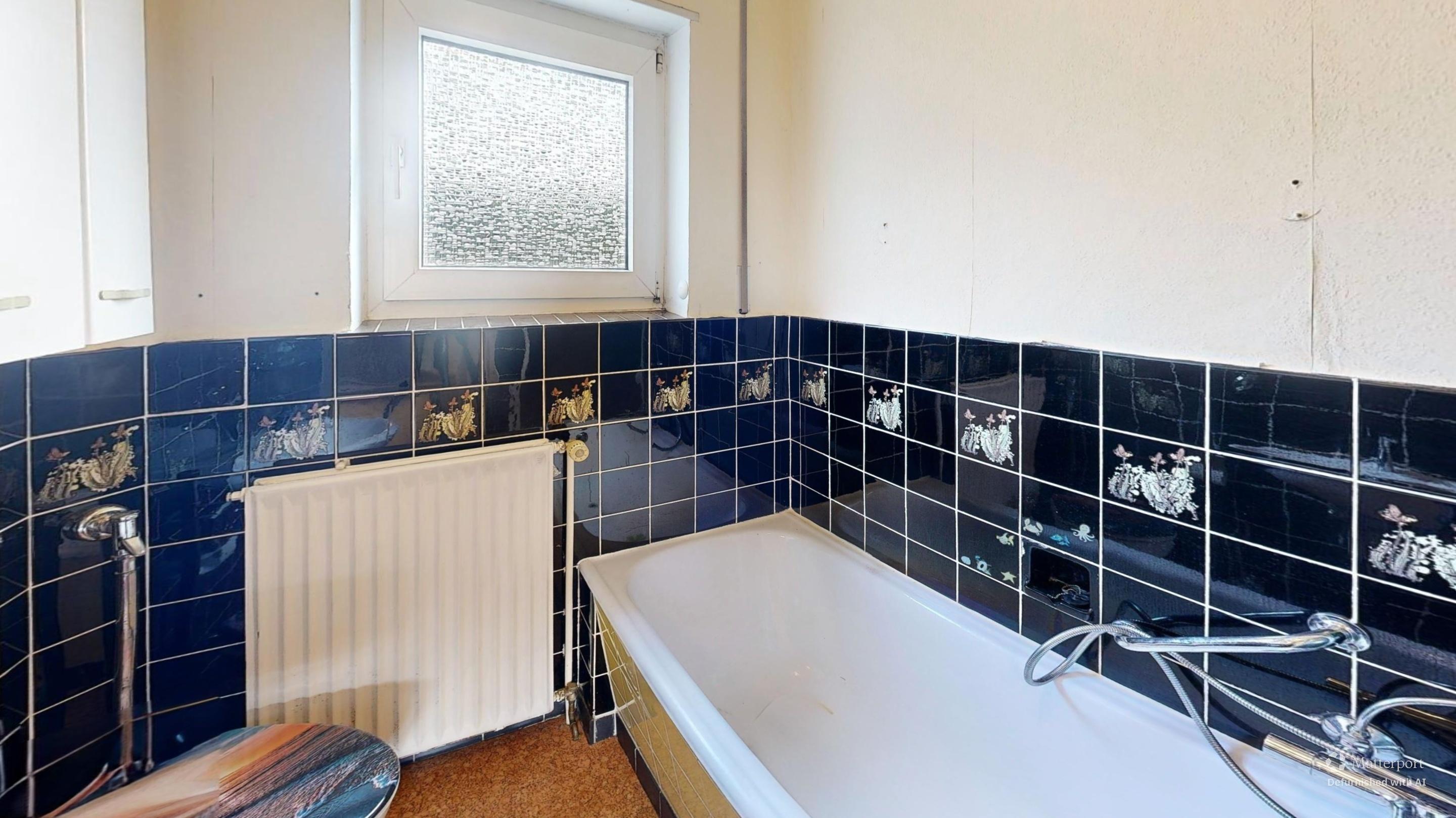 Großzügiges Zweifamilienhaus mit Echtholzboden und Photovoltaikanlage in Hauptstuhl – 16/36