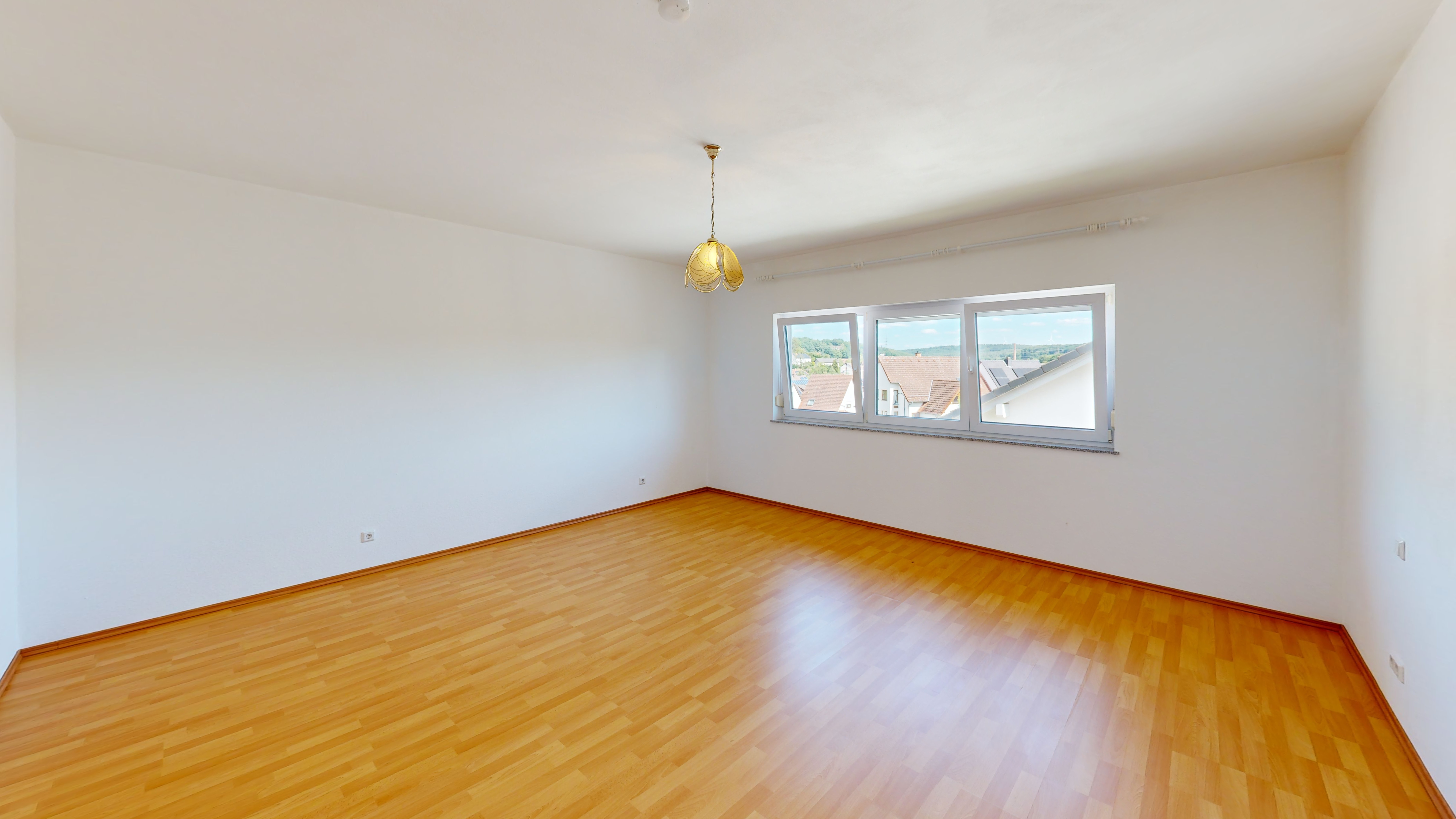 Spacious duplex in a quiet, family-friendly area of Otterberg – 8/13