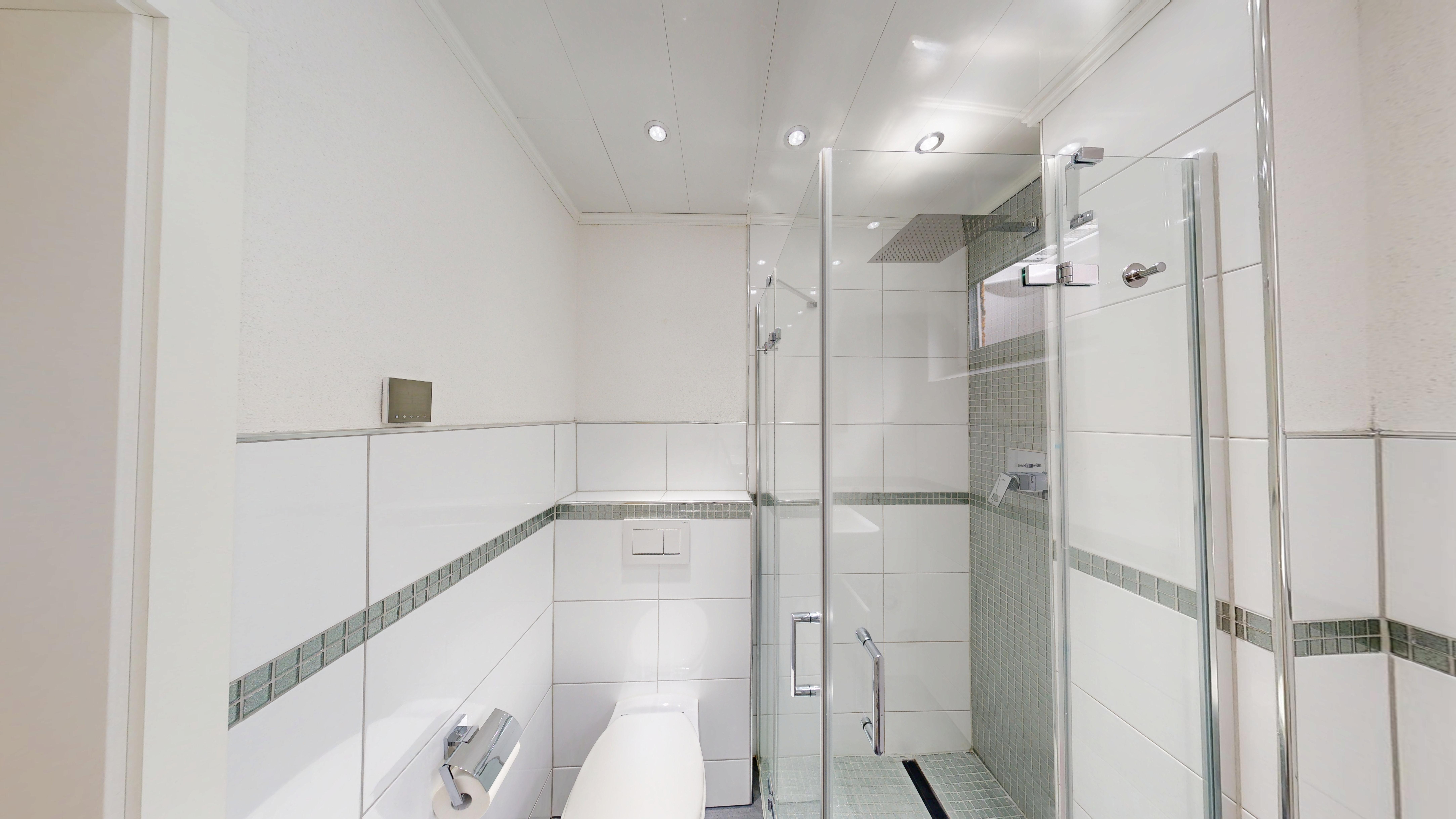 Modern Apartment with Private Garden & Parking | Weilerbach – 6/11