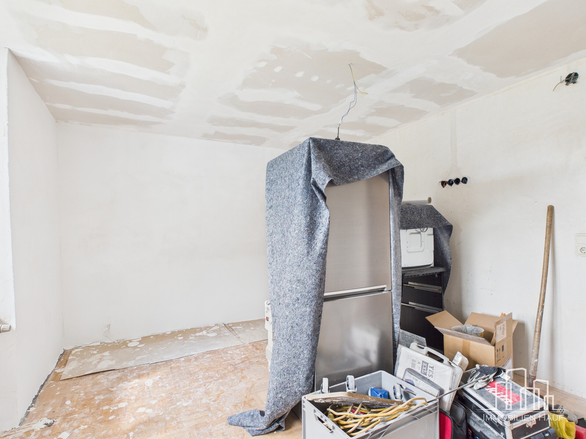 Einfamilienhaus mit Raum für individuelle Ideen – ideales Projekt für Handwerker - Image 7