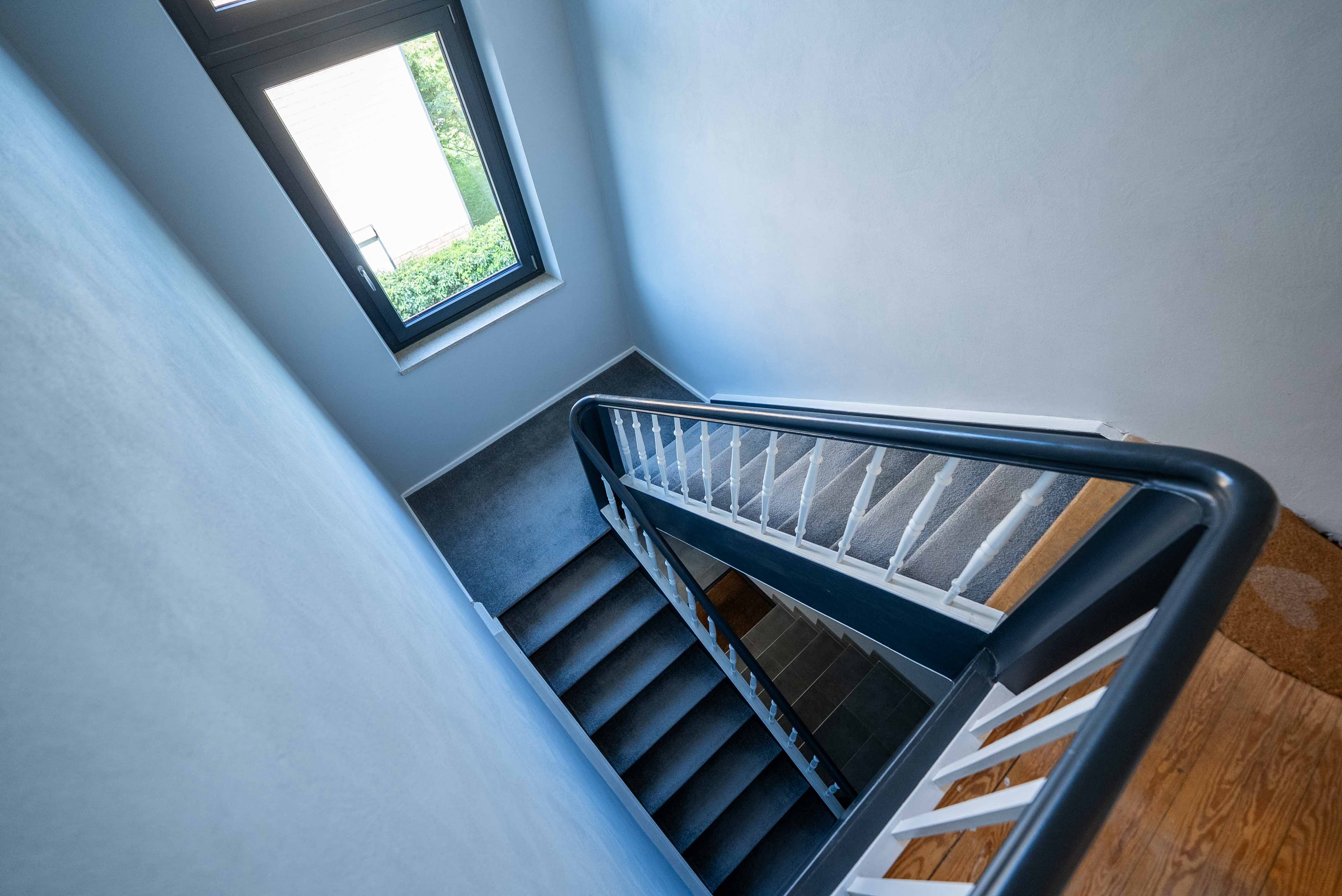 Renoviertes Mehrfamilienhaus mit parkähnlichem Grundstück und Wertsteigerungspotential. – 21/26
