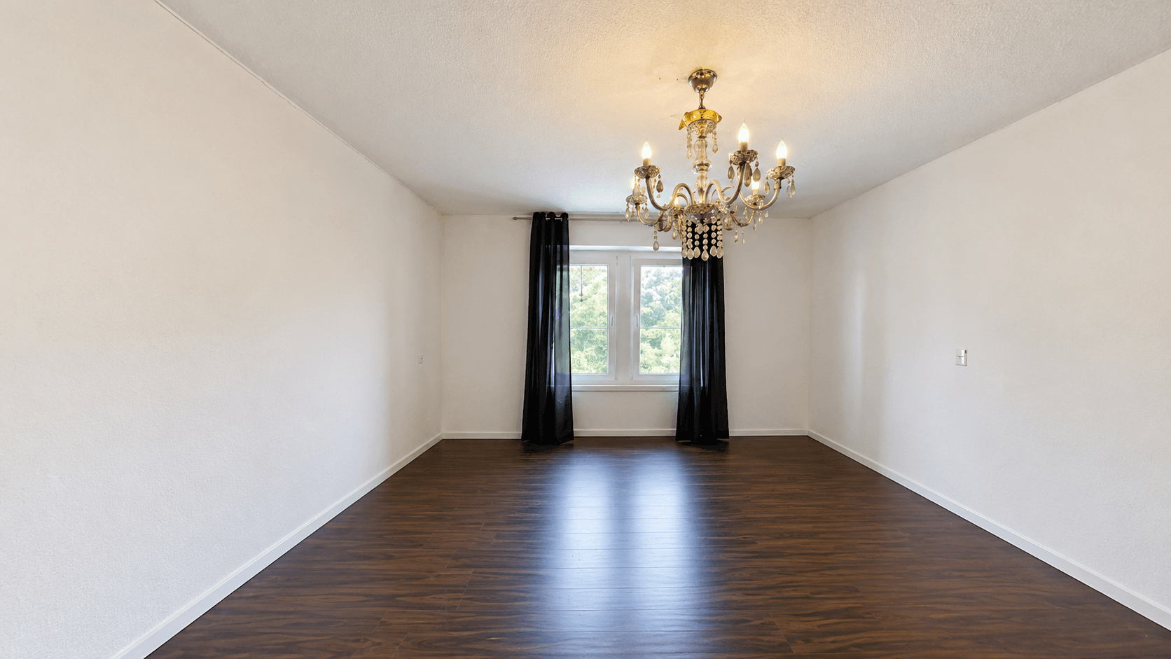 Zwei Häuser. Ein Kaufpreis. Unzählige Möglichkeiten mit 222 m² Wohnfläche auf ca. 800 m² Grundstück – 8/12