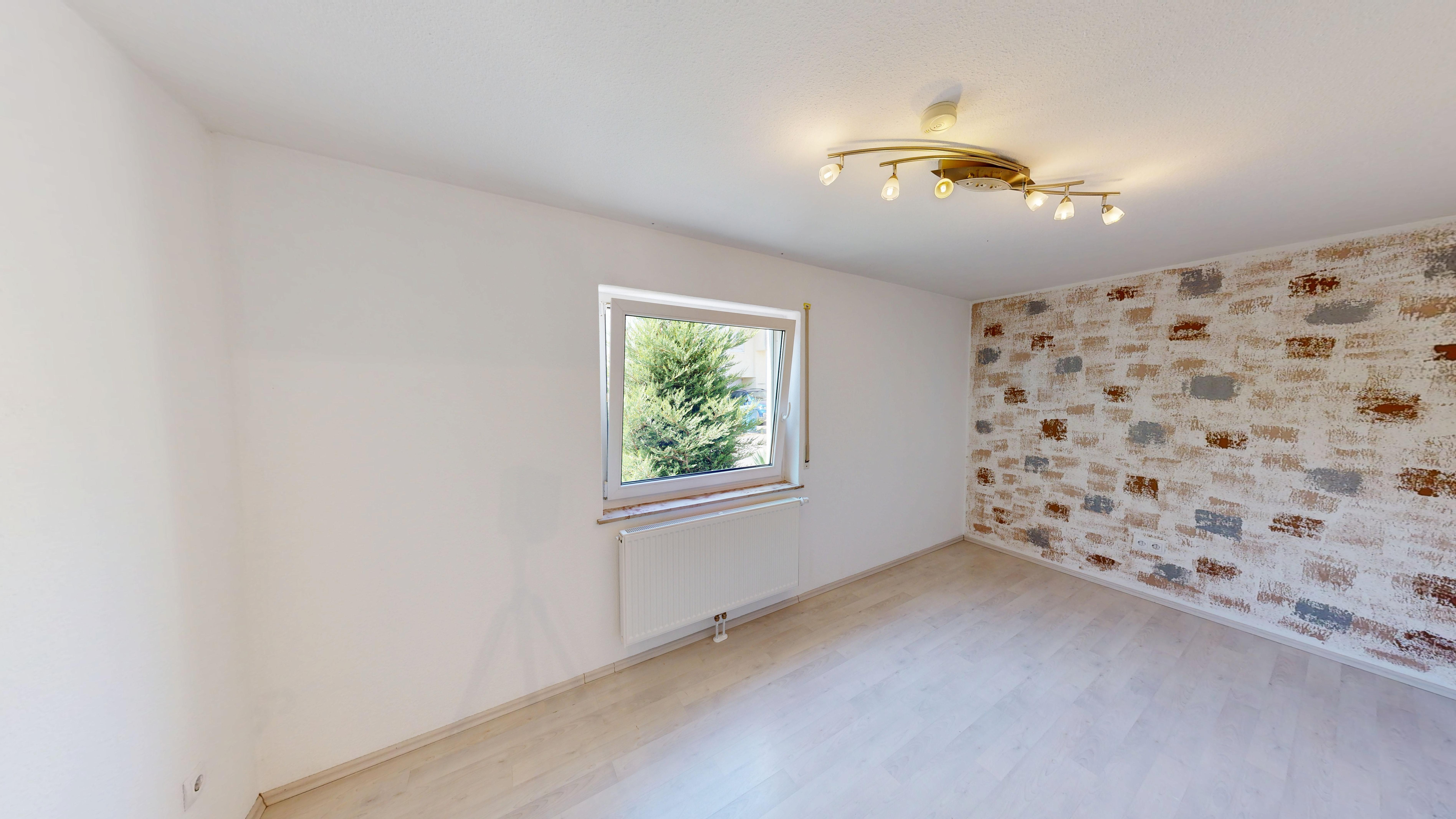 3-Bedroom Apartment with Garden, Balcony & 2 Parking Spaces | Obermohr - Image 11