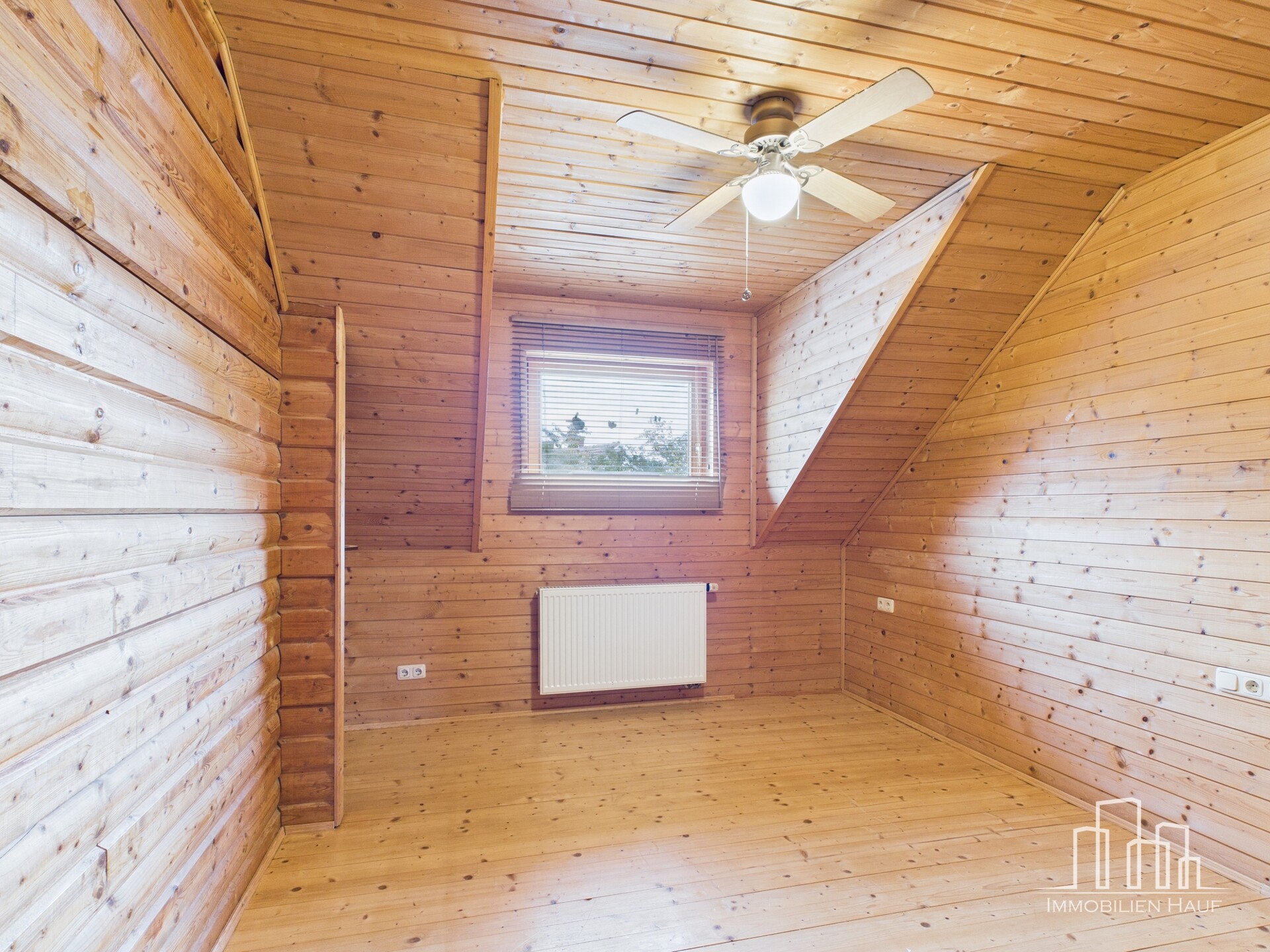 HAUF // Komplett aus Holz und ruhig gelegen – Ihr Zuhause mit Doppelgarage in Reichenbach-Steegen - Image 16