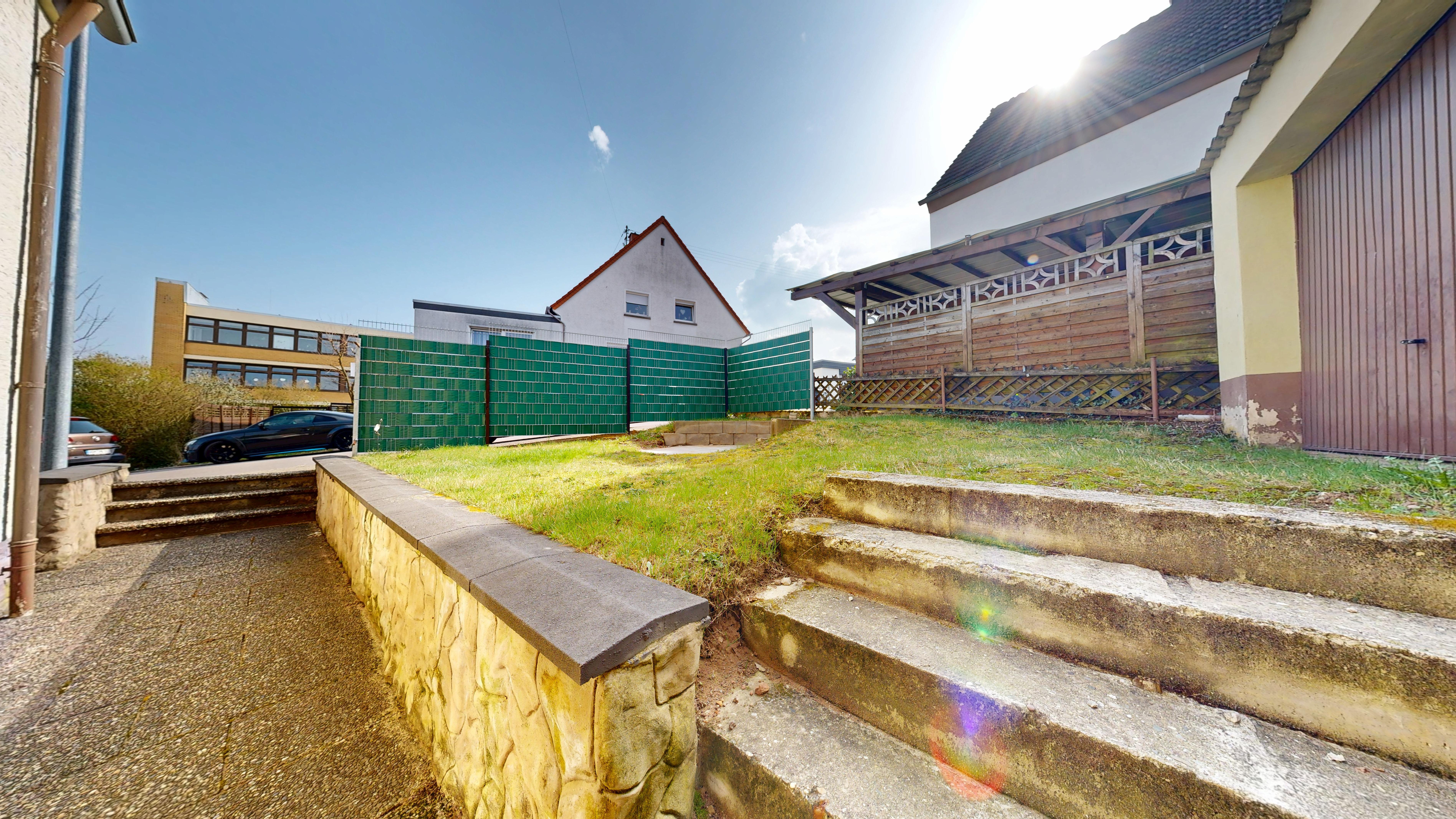 Ihr neues Zuhause: Freistehendes Einfamilienhaus mit Garten und viel Platz für die Familie - Image 1