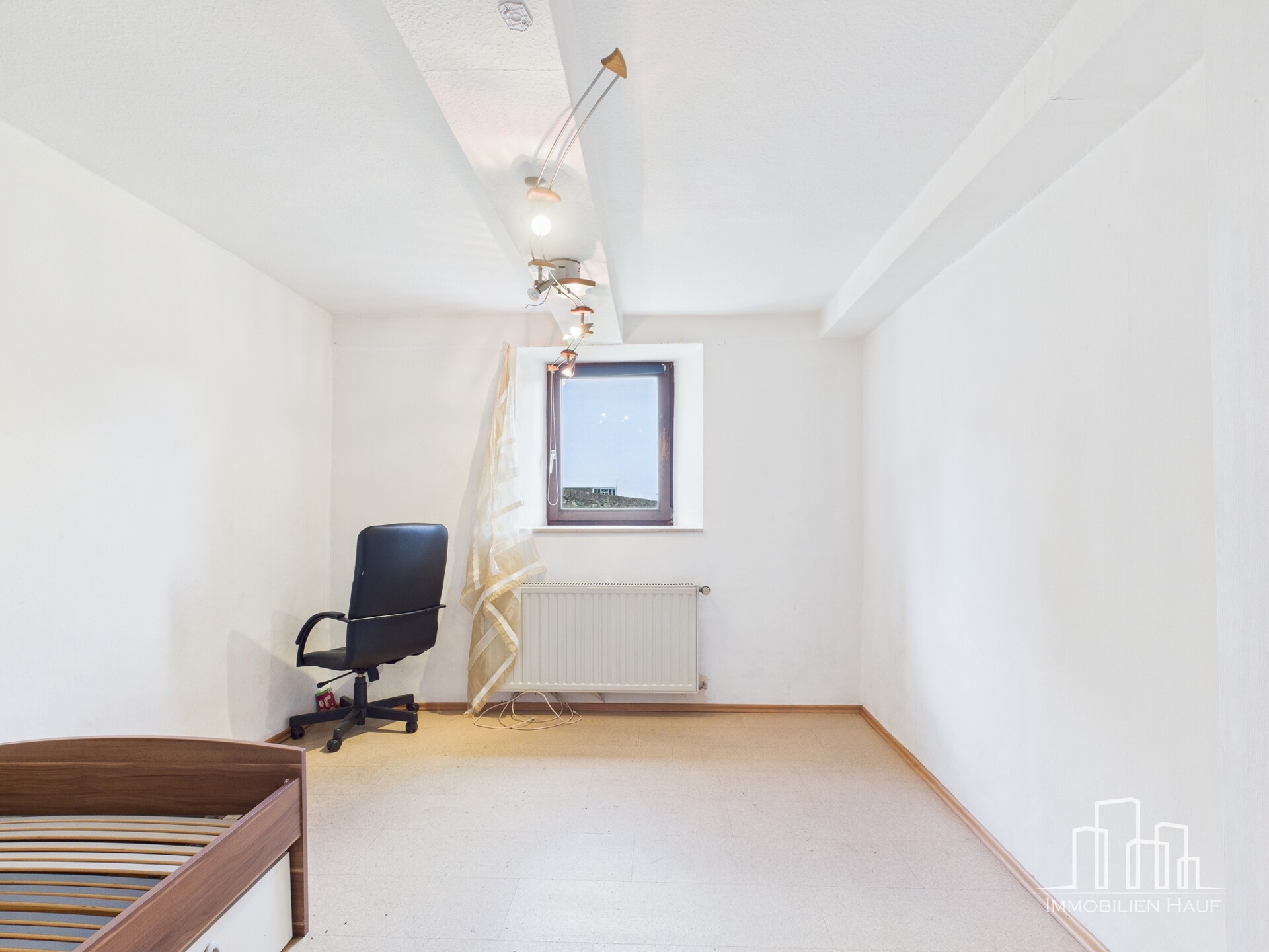 Einfamilienhaus mit zusätzlichem Baugrundstück in Olsbrücken – 11/24