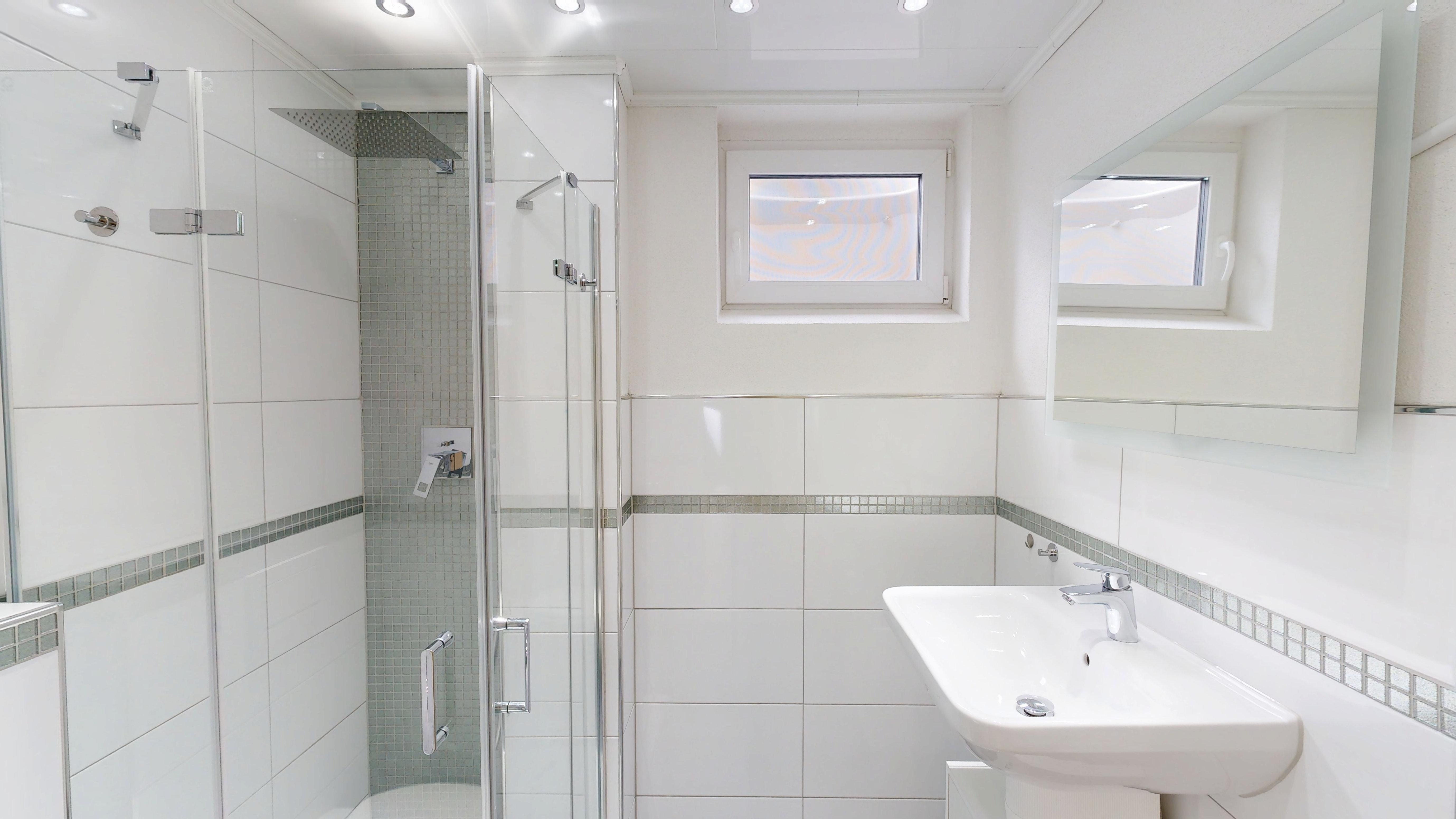 Modern Apartment with Private Garden & Parking | Weilerbach – 7/11