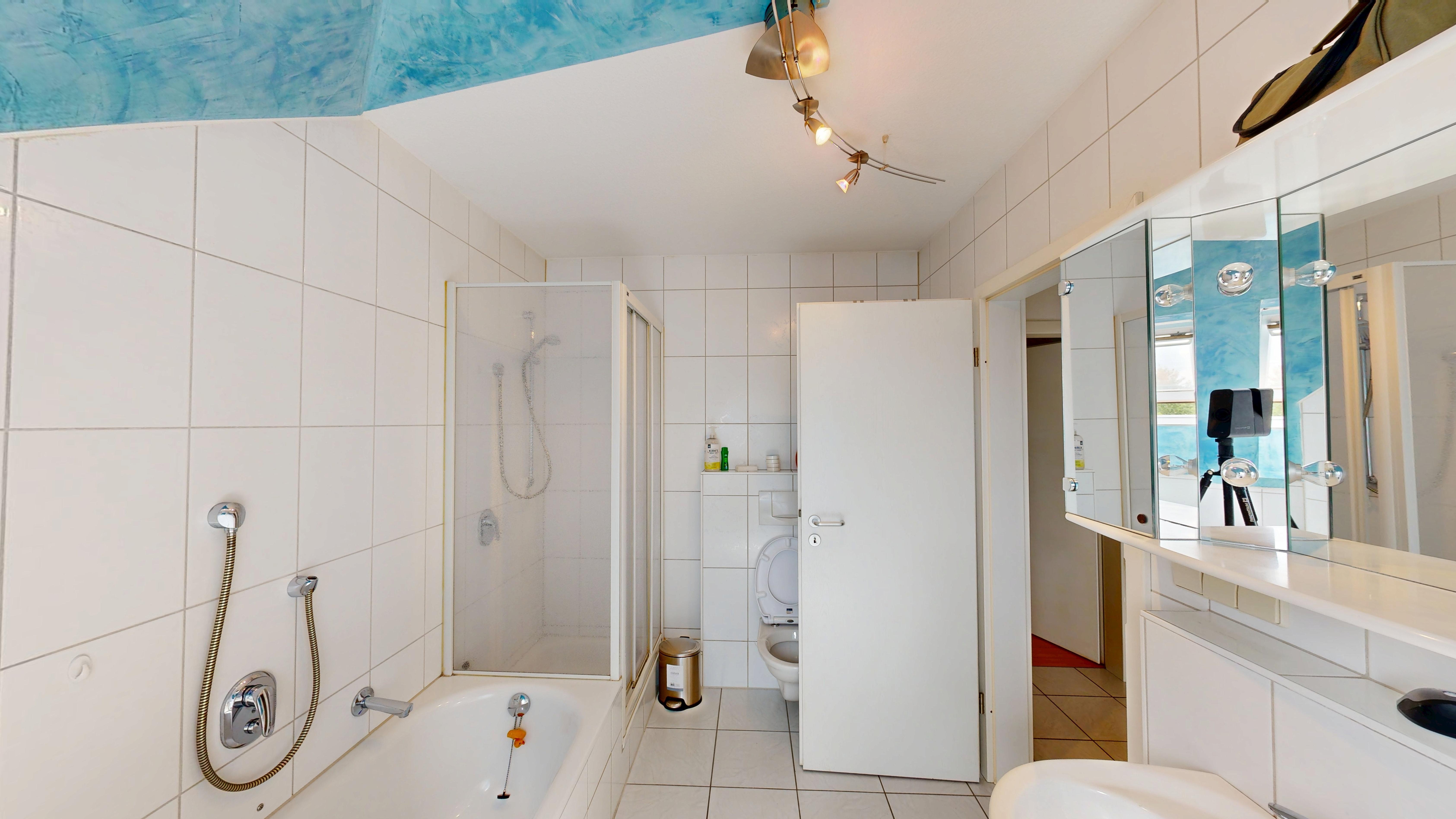 Fully Furnished Apartment with Parking & Basement Storage | Otterbach – 5/8