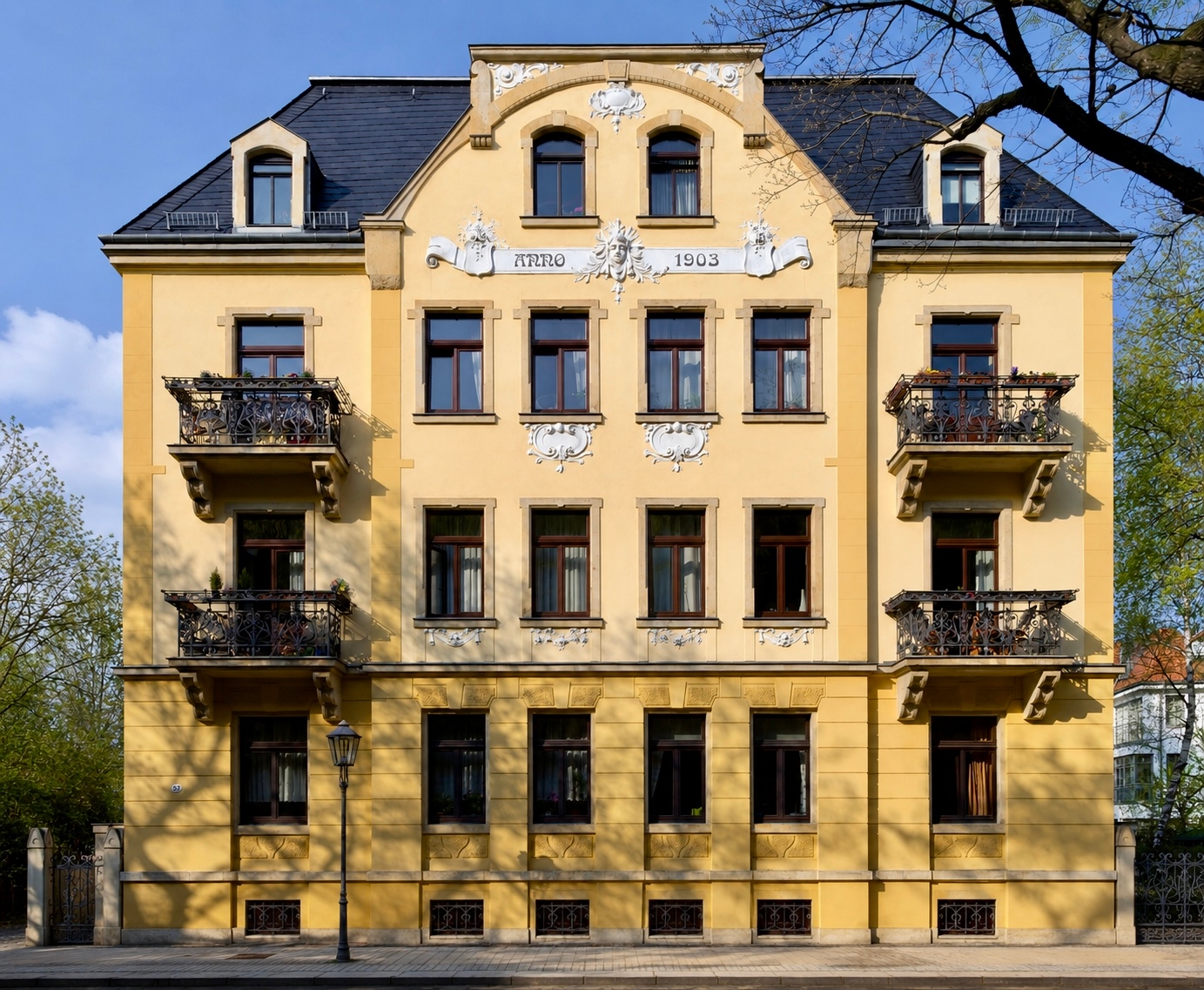 Exklusive Kapitalanlage mit Wertsteigerungspotenzial  in begehrter Wohnlage von Dresden