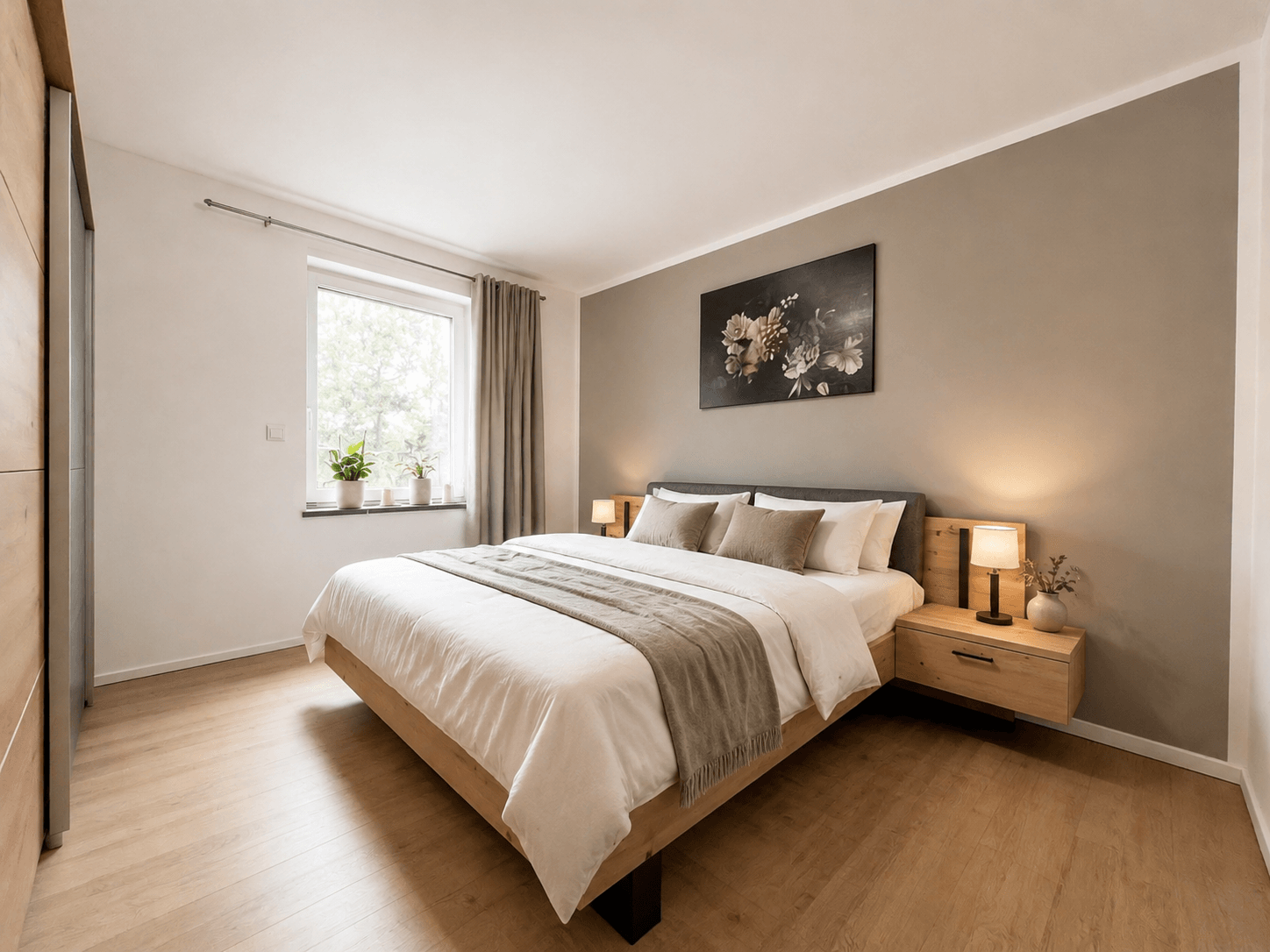 Kernsanierte 2-Zimmer-Wohnung mit Balkon, Fußbodenheizung und Stellplatz