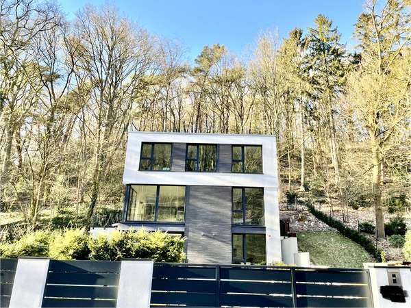 Falkentaler Weg 33 - Hamburg Blankenese