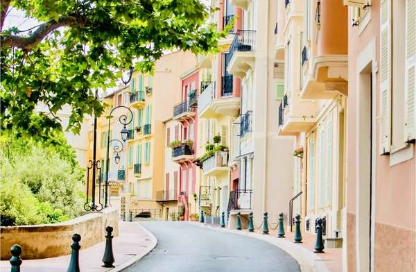 - Monte Carlo