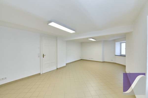 Bernkastel-Kues: „Villa Veltin“ - Imposantes Wohn- und Geschäftshaus an der Mosel