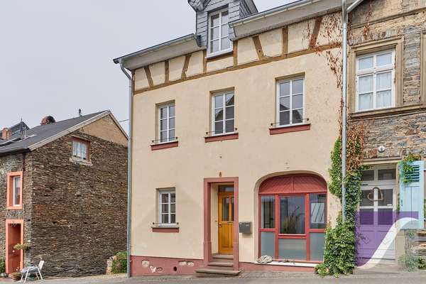 Graach an der Mosel: Historisches Winzerhaus mit Garten